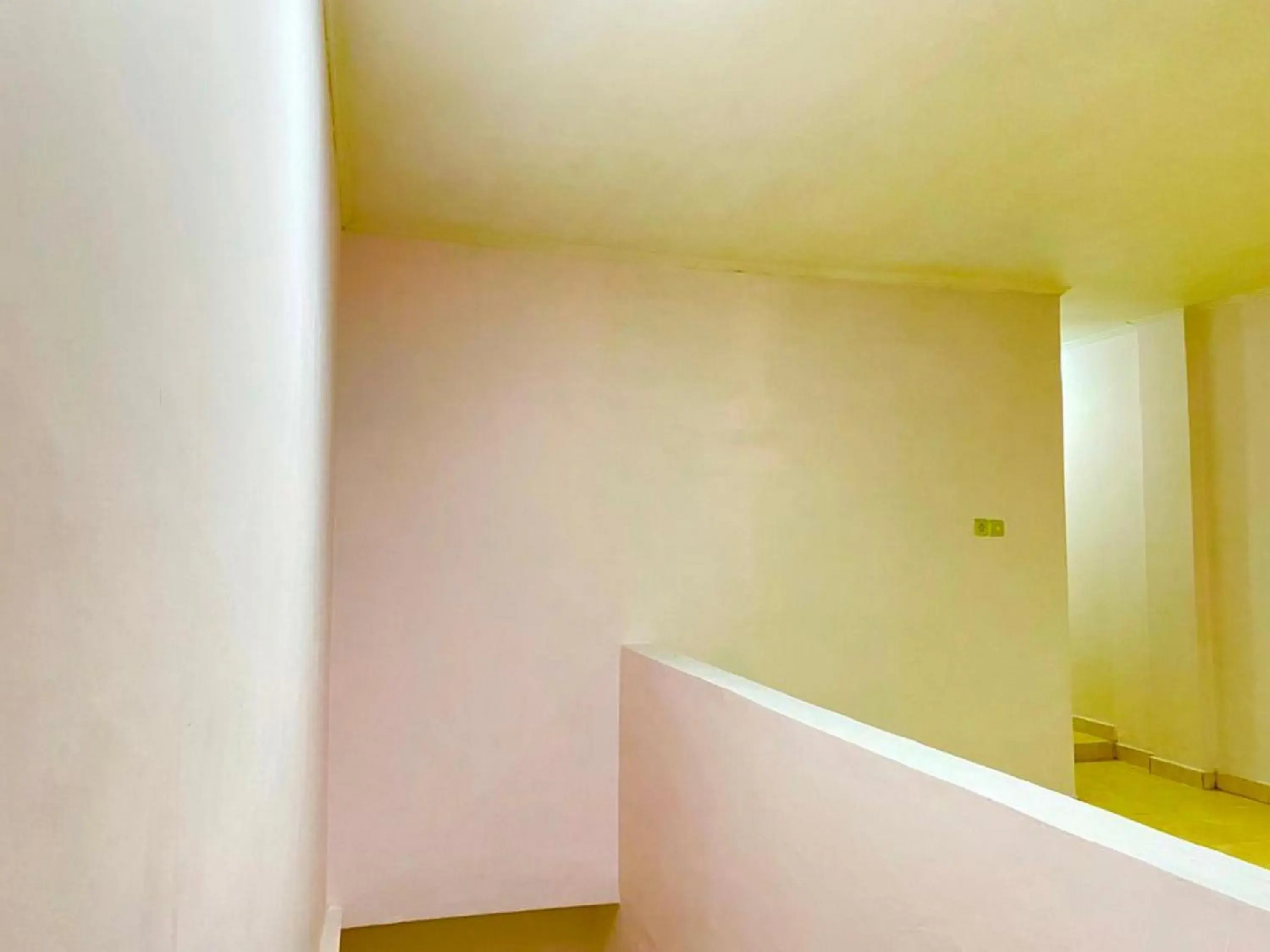 Property building in RedDoorz At Homestay Madu Makassar Property building in RedDoorz At Homestay Madu Makassar