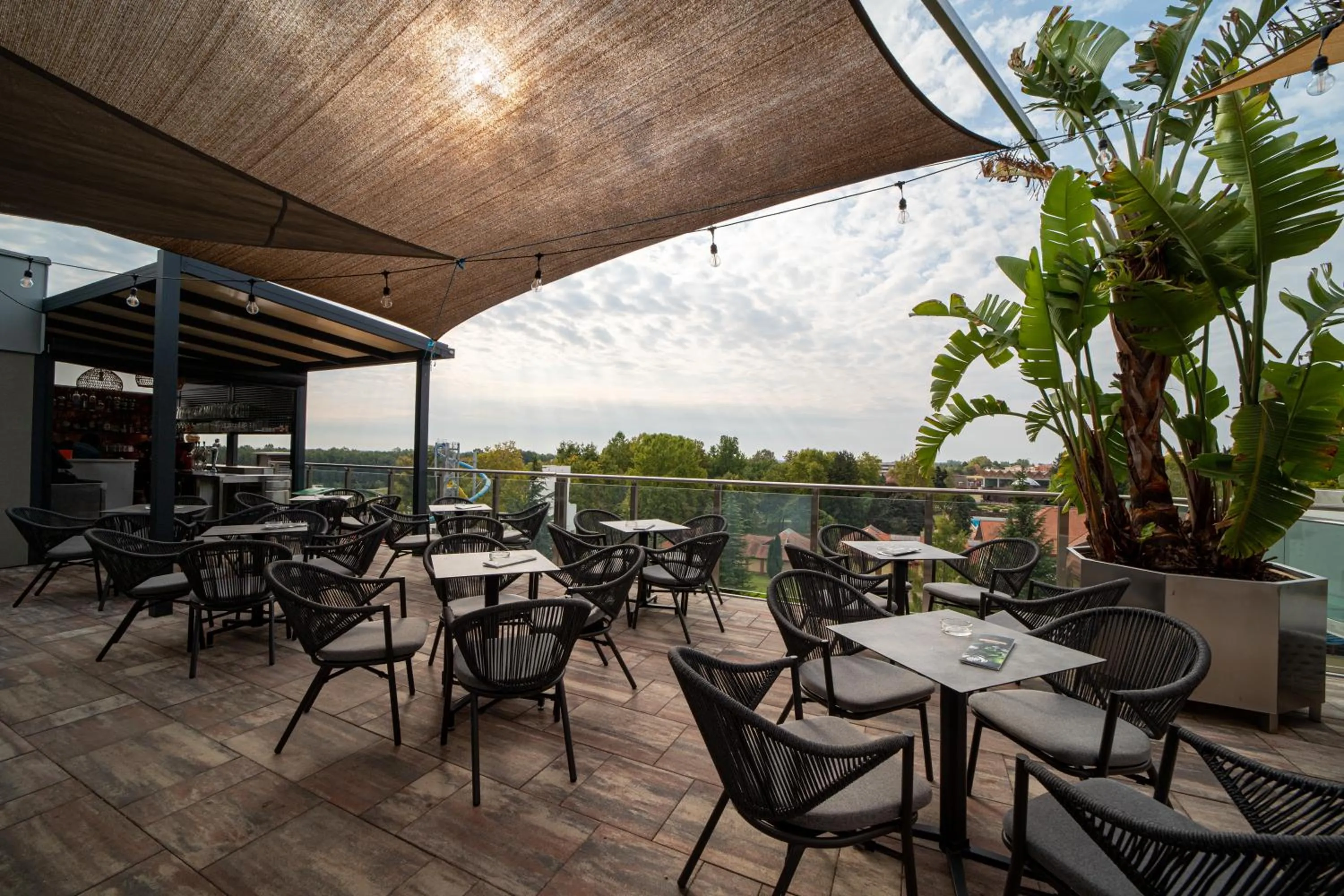 Patio in MenDan Magic Spa & Wellness Hotel