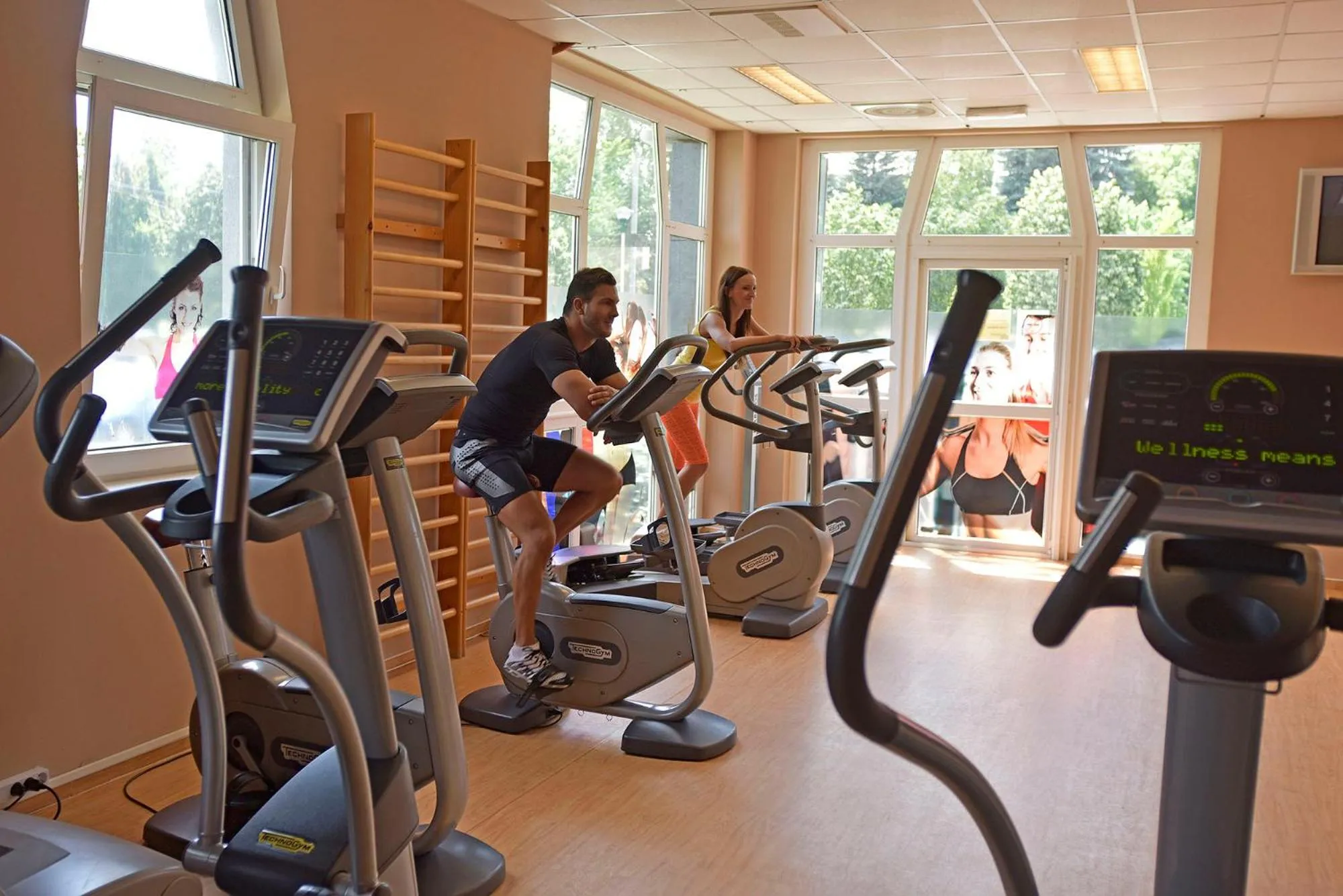 Fitness centre/facilities in MenDan Magic Spa & Wellness Hotel