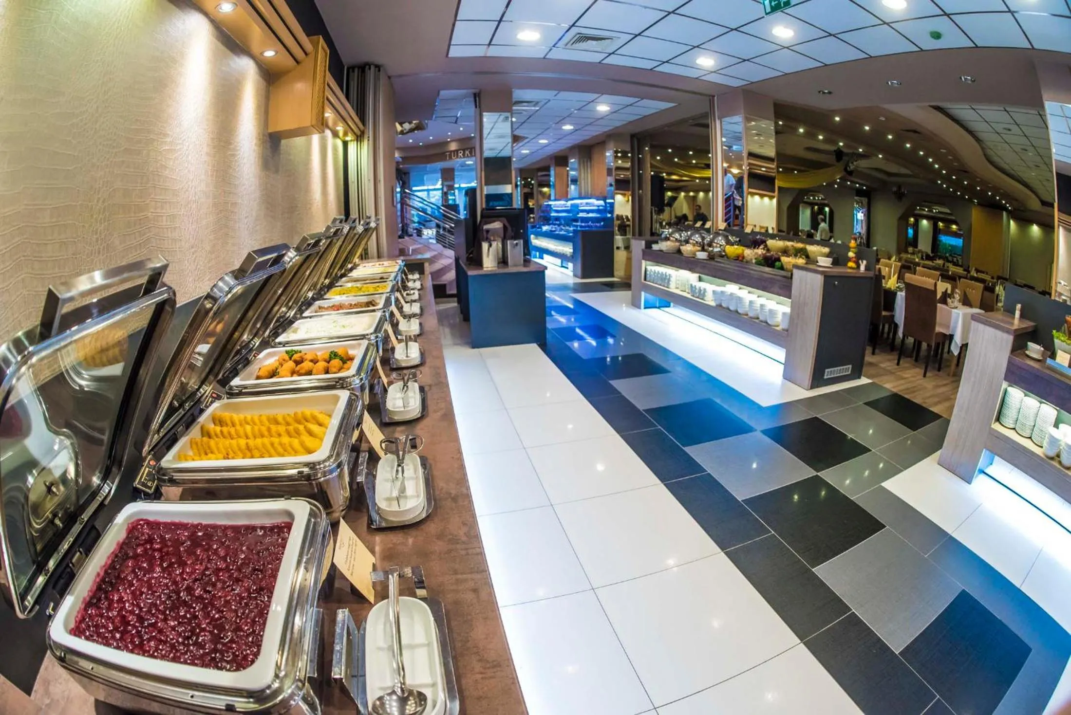 Food in MenDan Magic Spa & Wellness Hotel