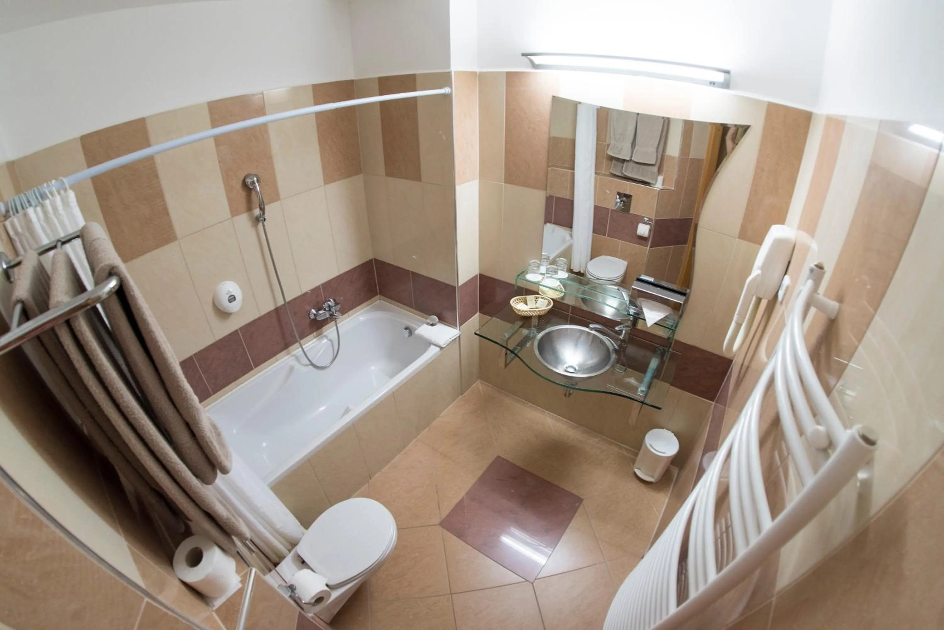 Bathroom in MenDan Magic Spa & Wellness Hotel