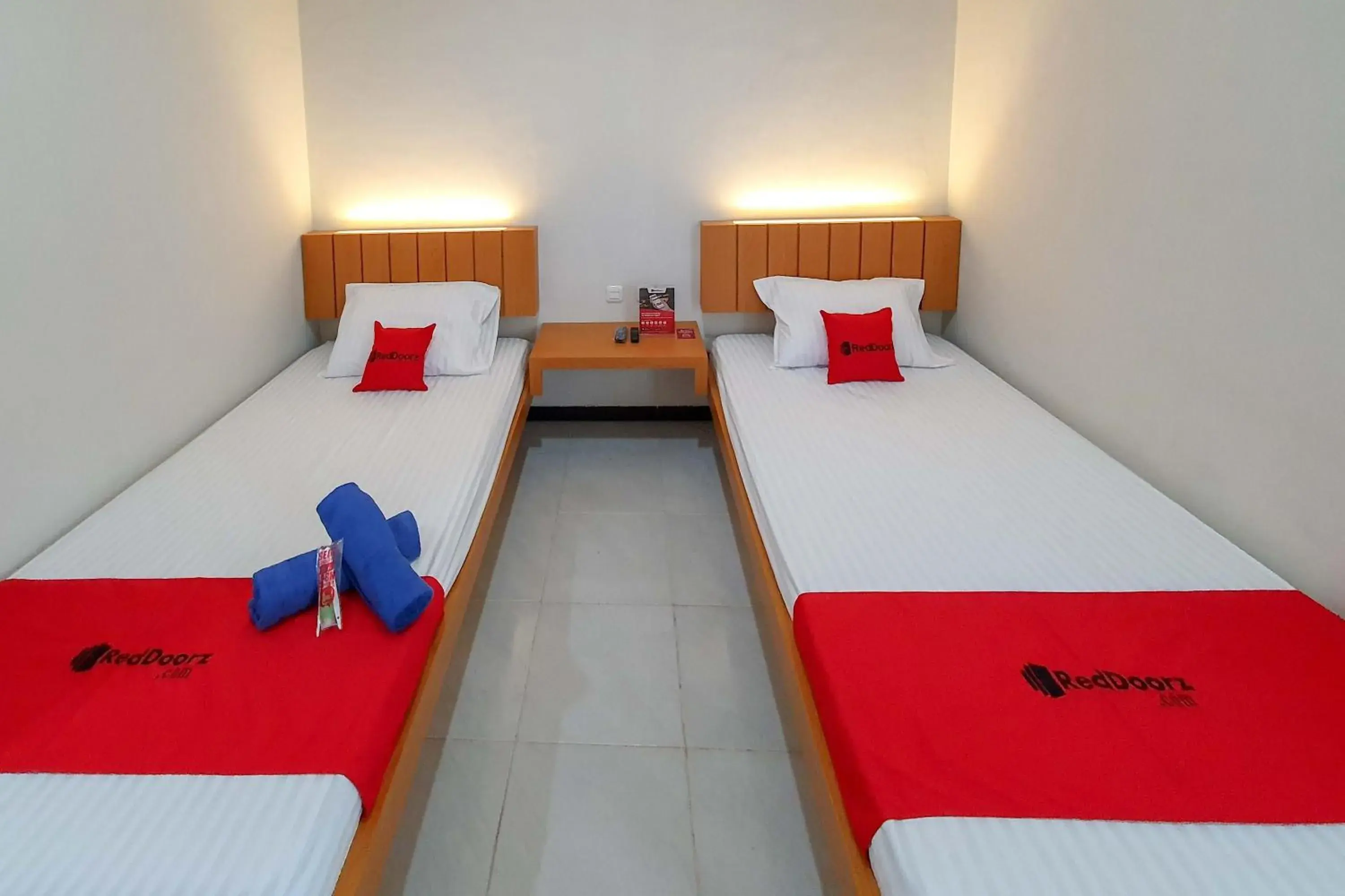 Bedroom in RedDoorz Syariah near Solo Paragon Mall 2 Bedroom in RedDoorz Syariah near Solo Paragon Mall 2