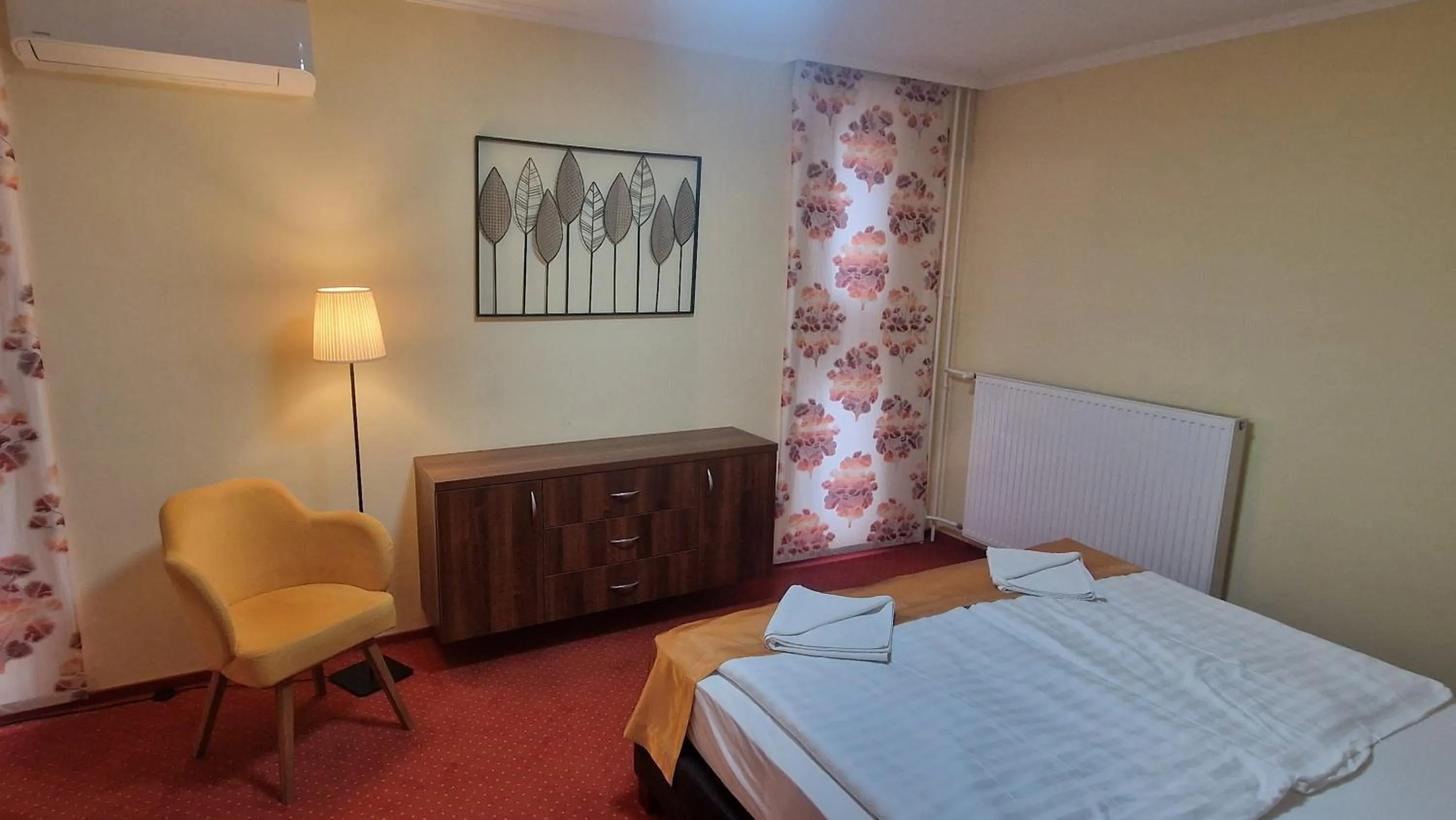 Photo of the whole room, Bed in Hotel Margareta