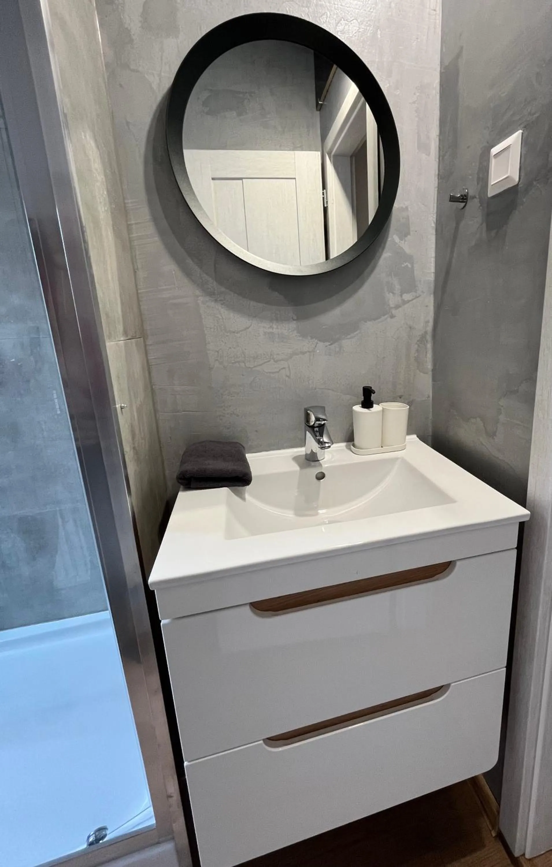 Bathroom in APARTMENTS TRENČÍN -Free Parking-