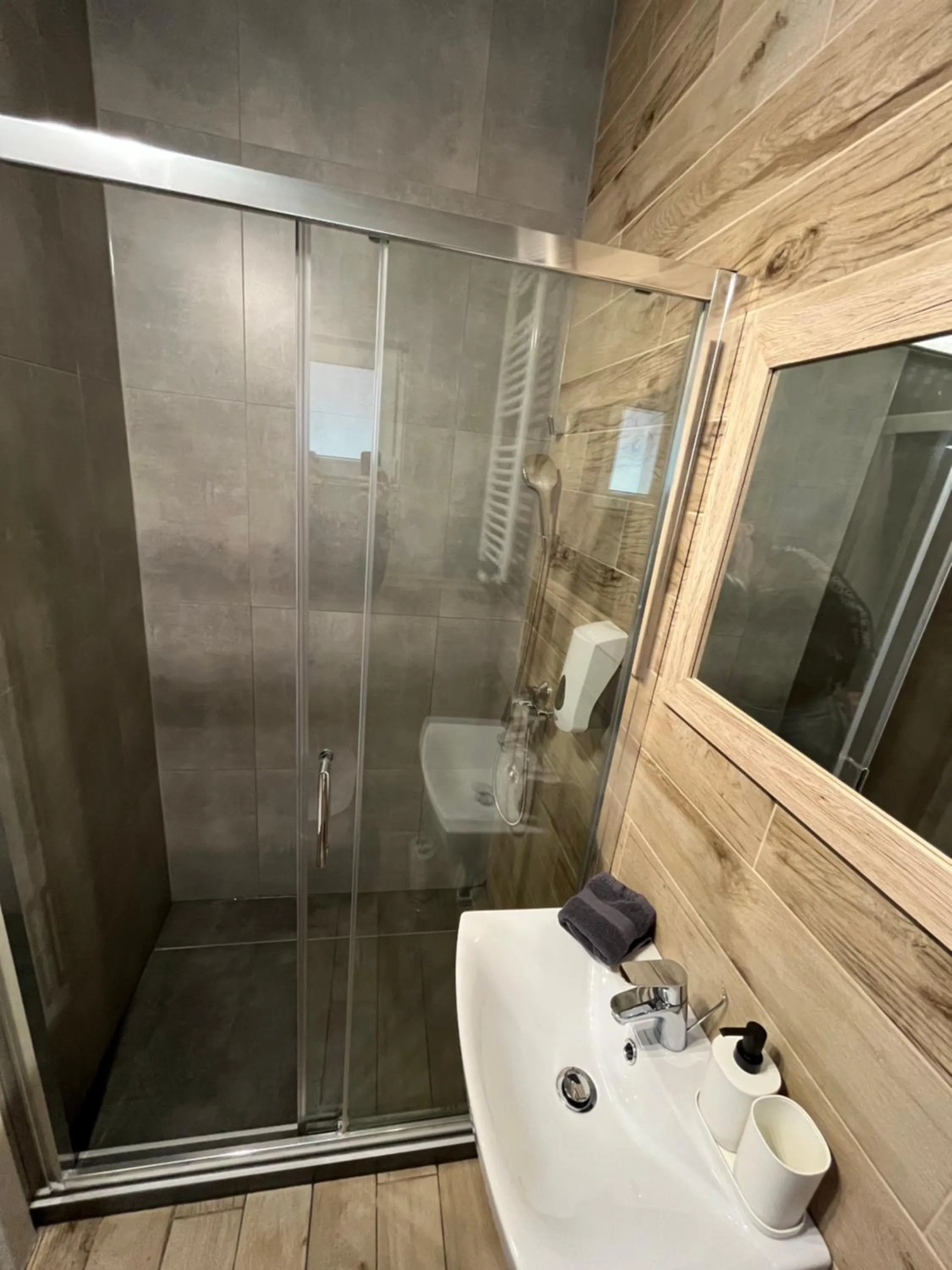 Shower in APARTMENTS TRENČÍN -Free Parking-