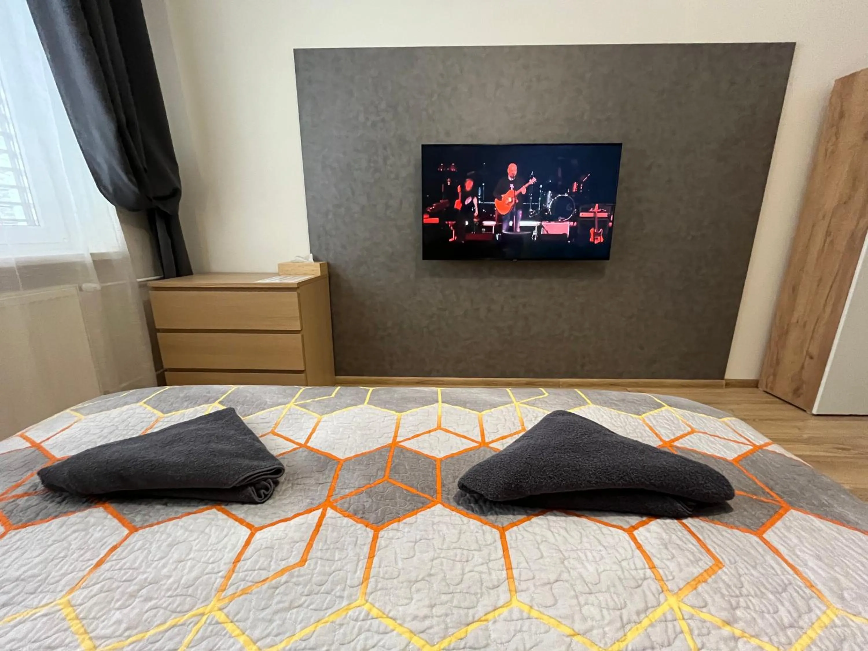 TV and multimedia, Bed in APARTMENTS TRENČÍN -Free Parking-