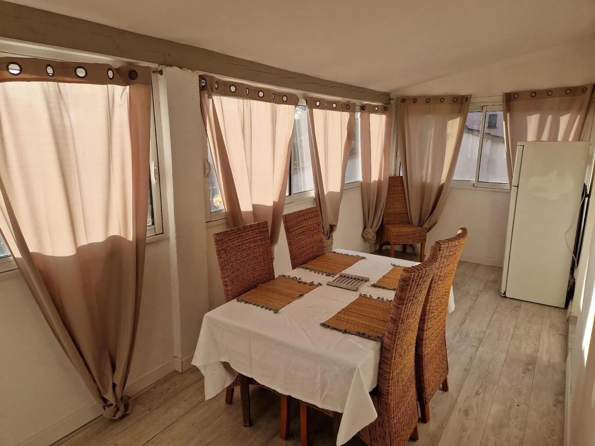 Seating area in Pinea Mare