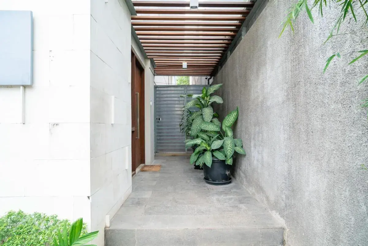 Three J Residence Three J Residence