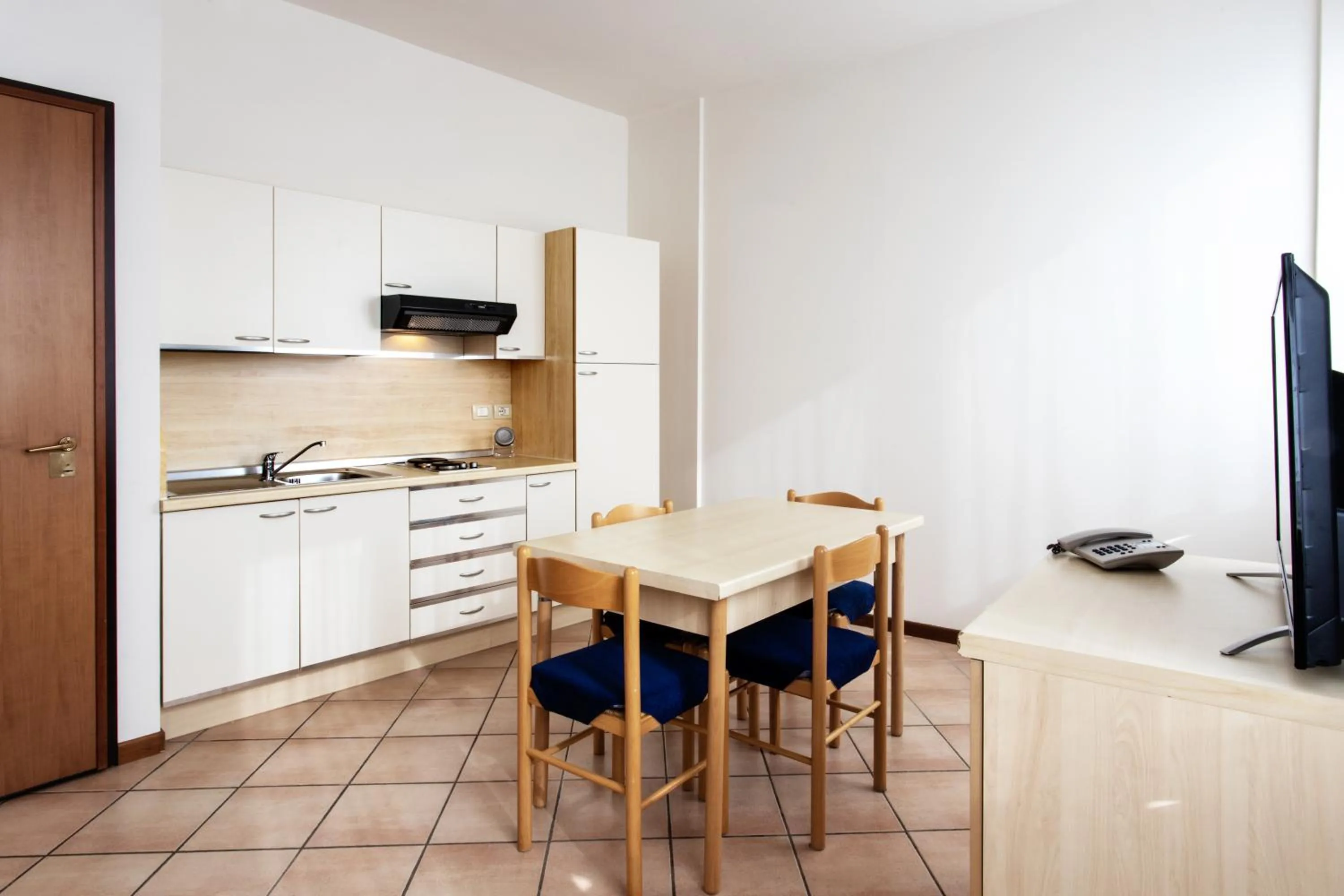 Kitchen or kitchenette in Residenza Cavour