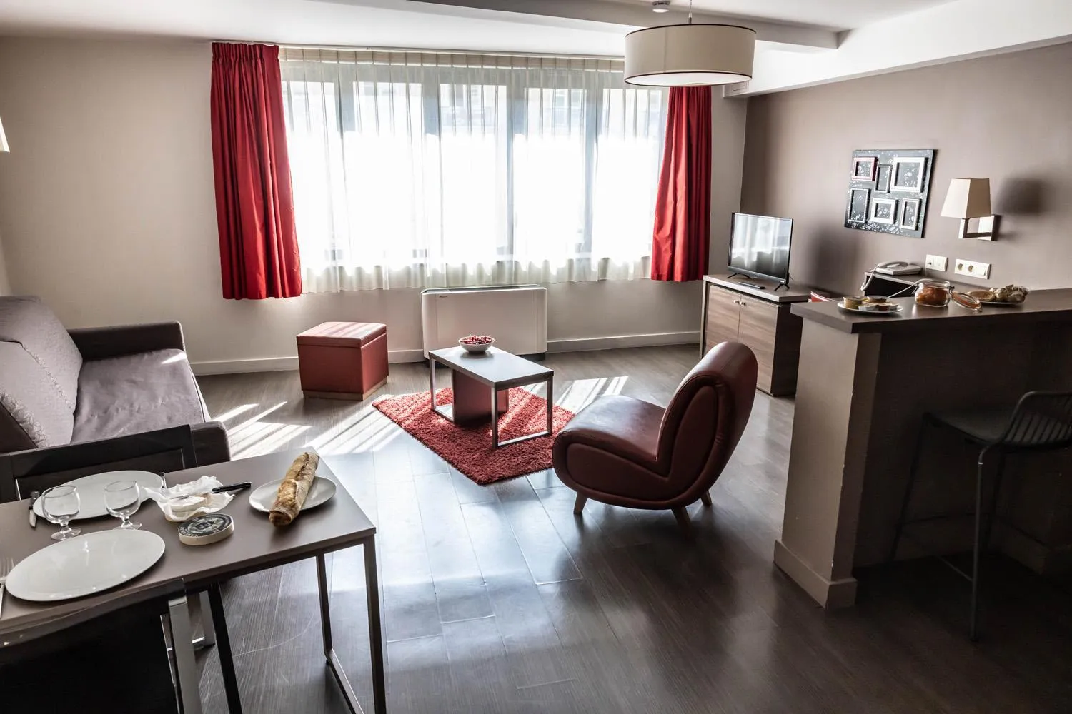 Living room in B&B HOME Caen Centre Gare