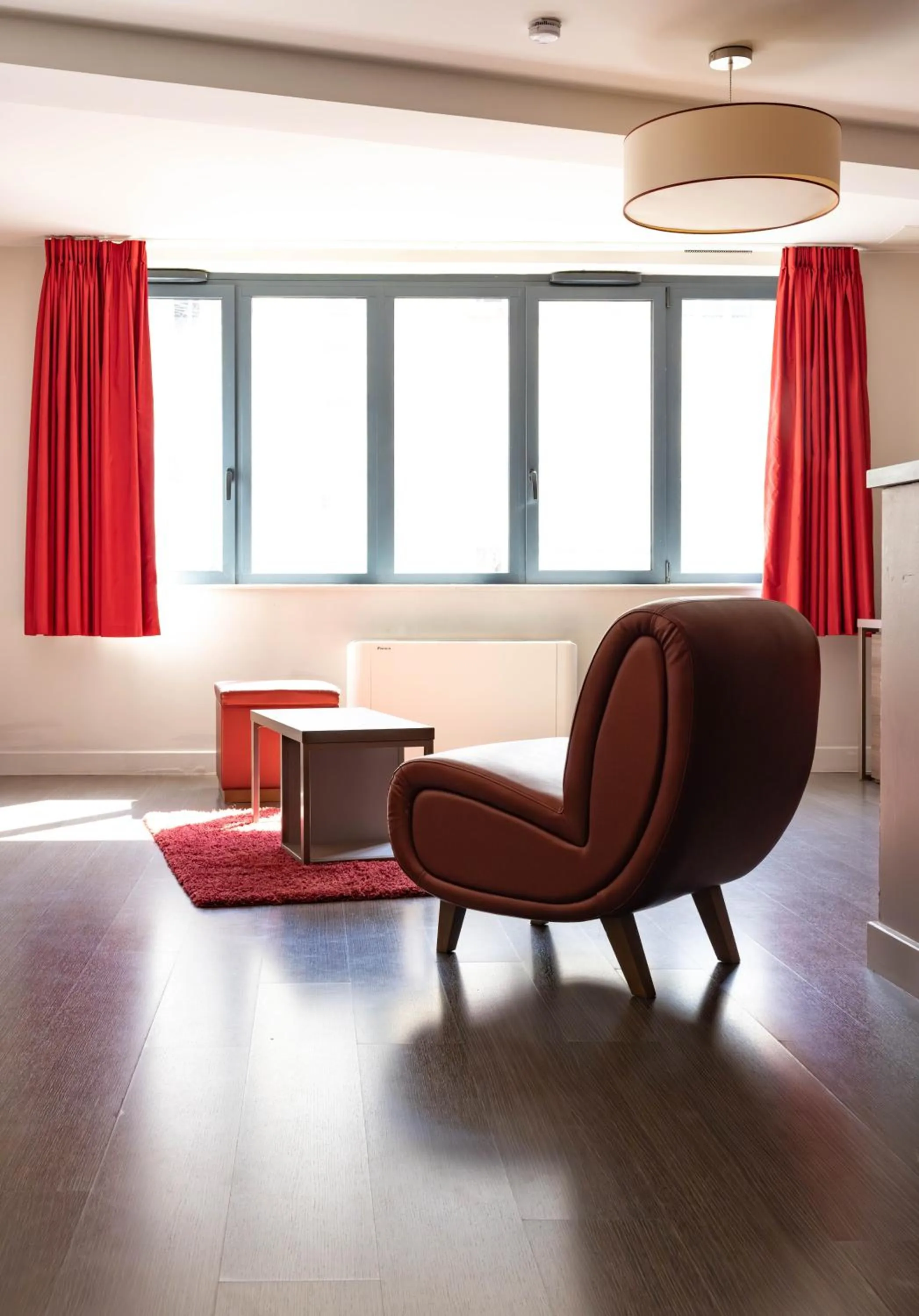 Seating area in B&B HOME Caen Centre Gare