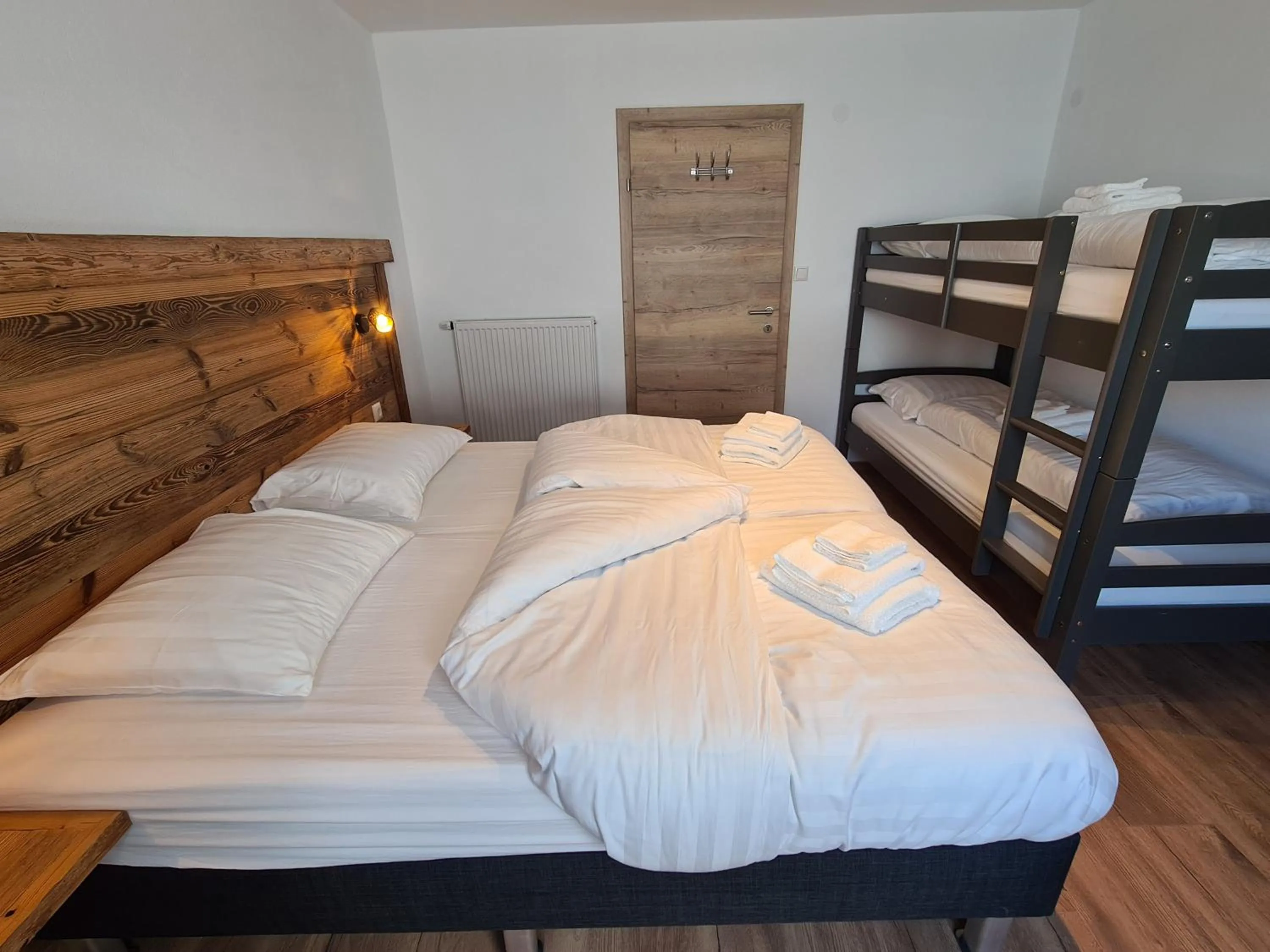 Bedroom, Bed in Hotel Pension Annerlhof