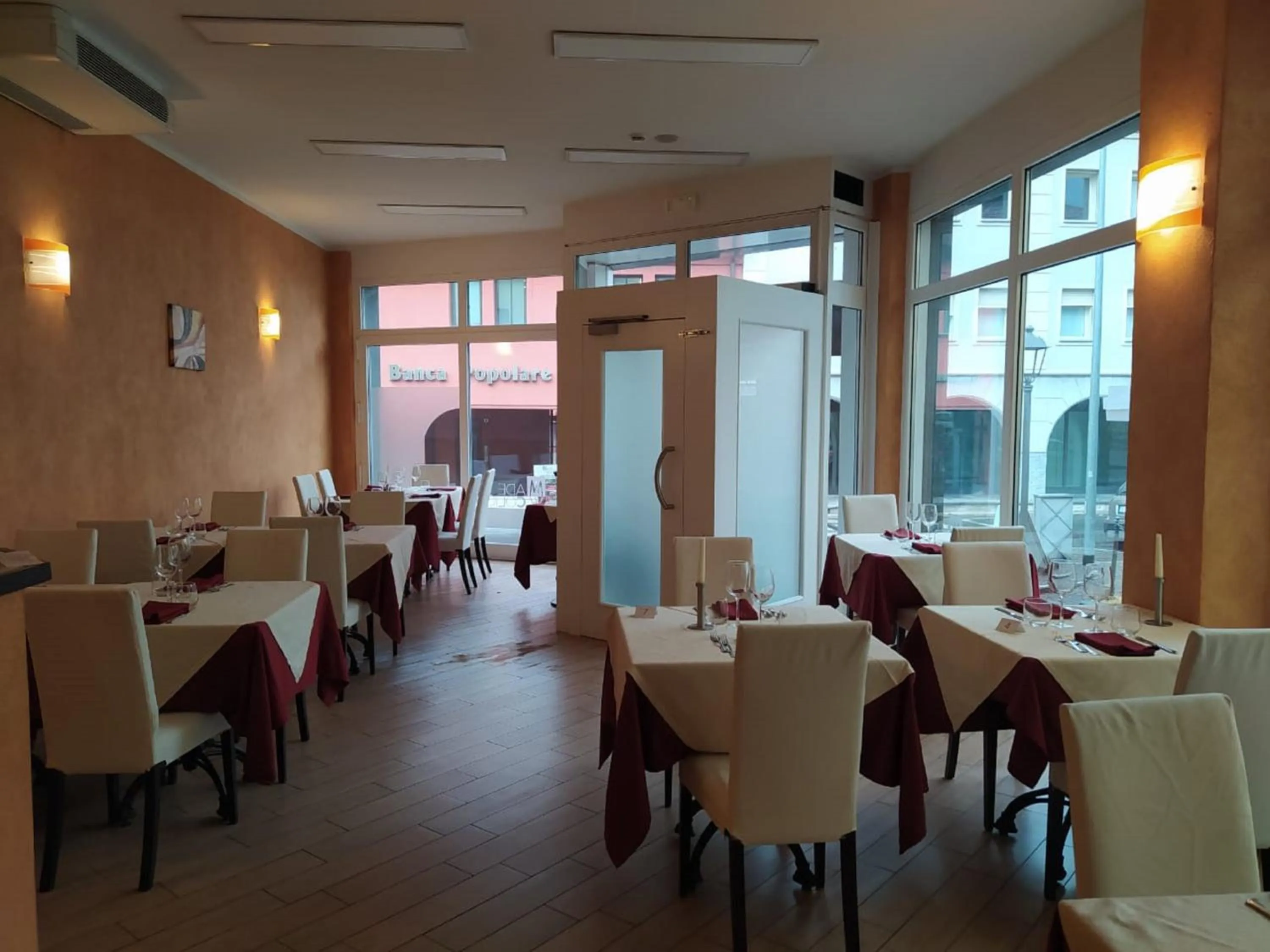 Restaurant/places to eat in Hotel Lago di Como