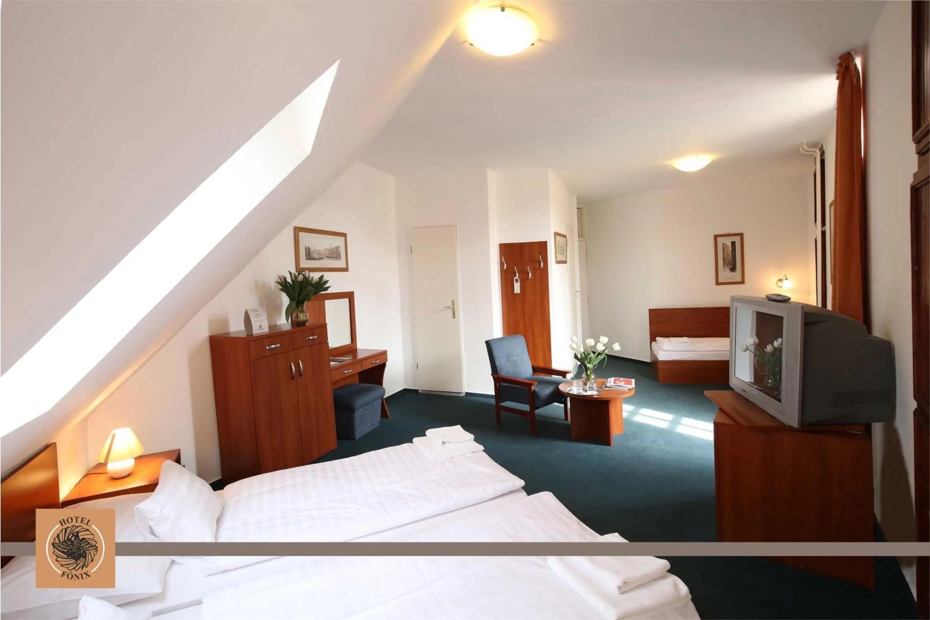 Photo of the whole room, Bed in Hotel Főnix