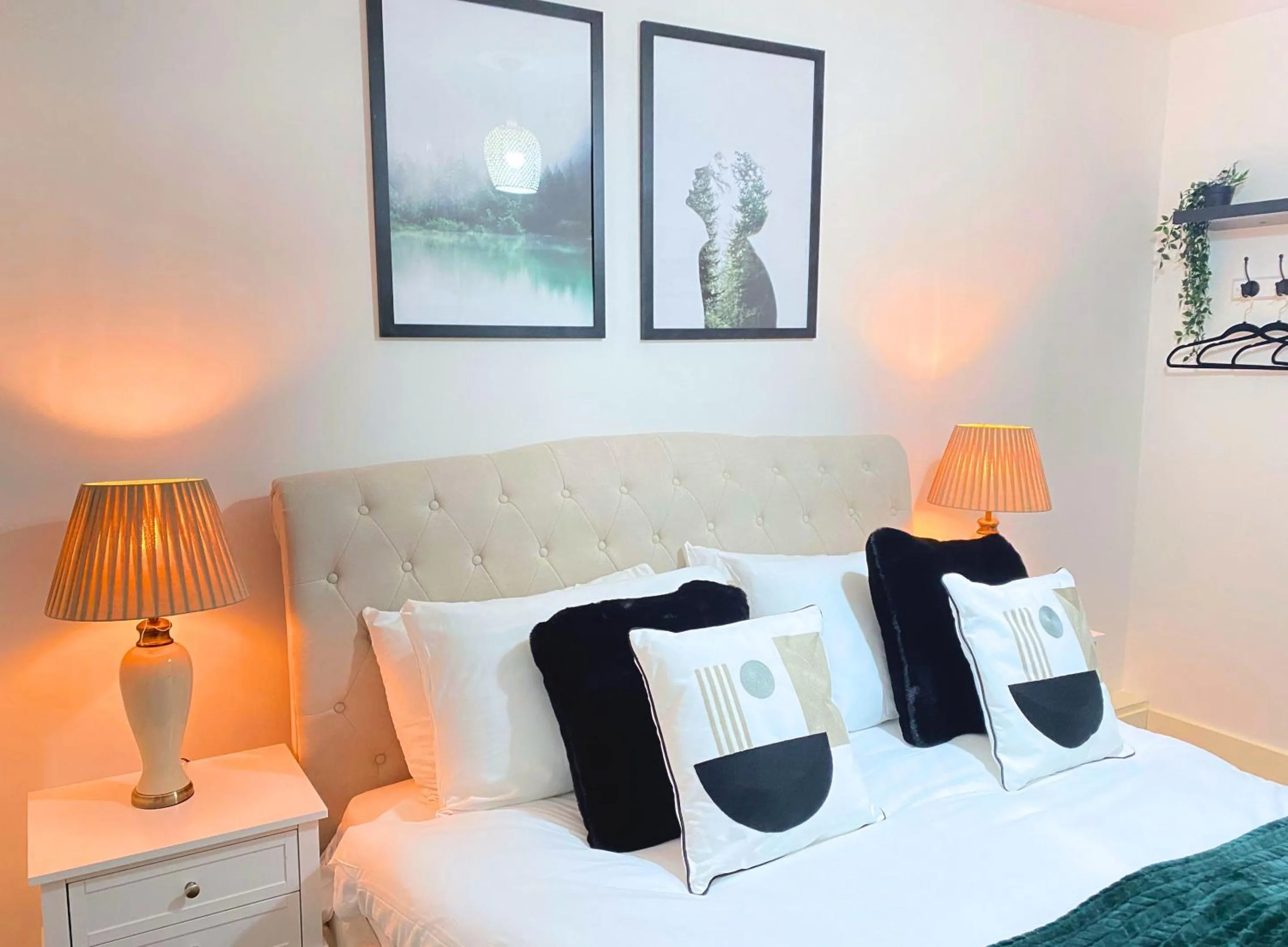 Bedroom, Bed in Manchester Apartments by BEVOLVE - City Centre