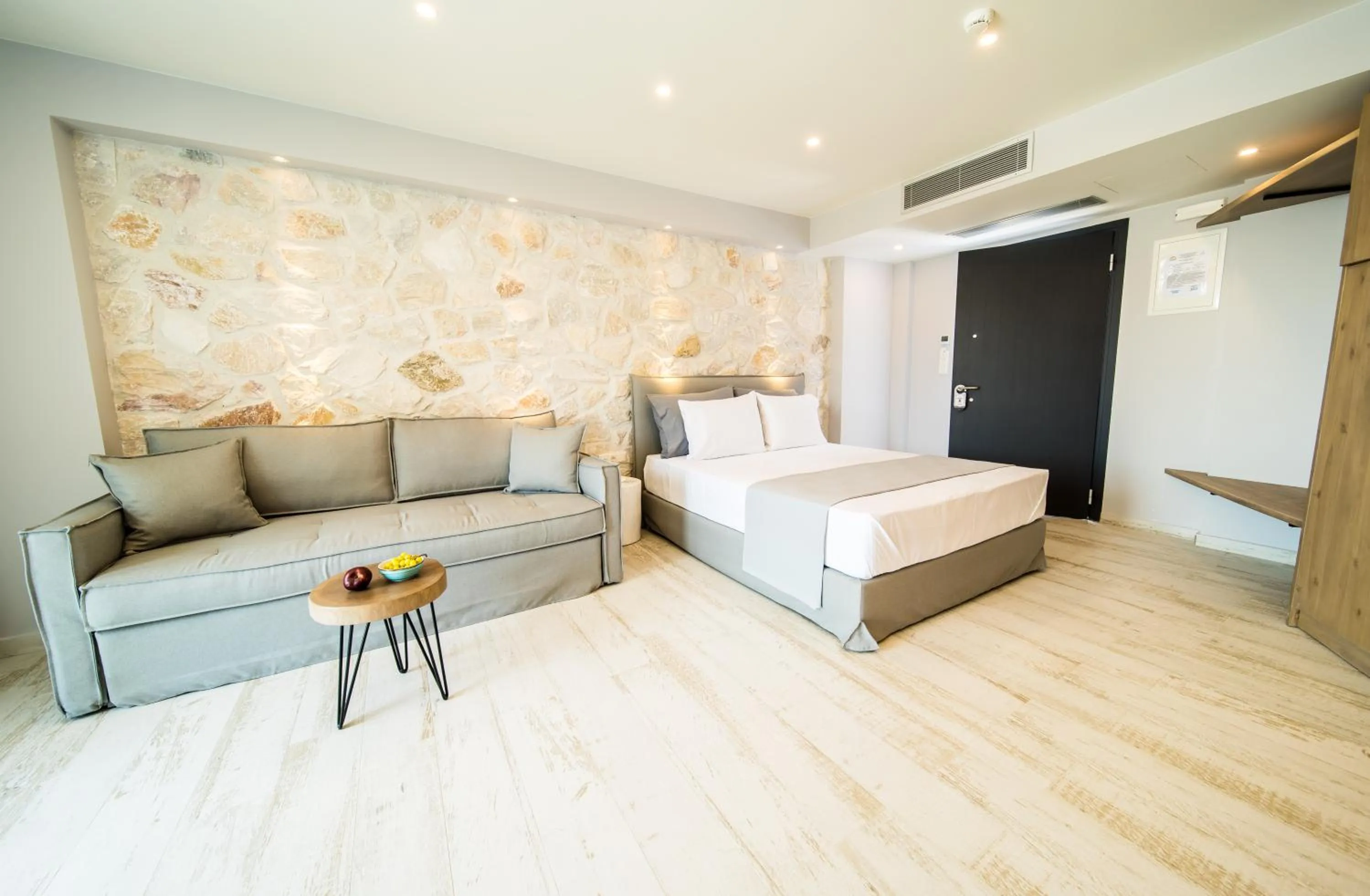 Bed in Kali Thea Suites