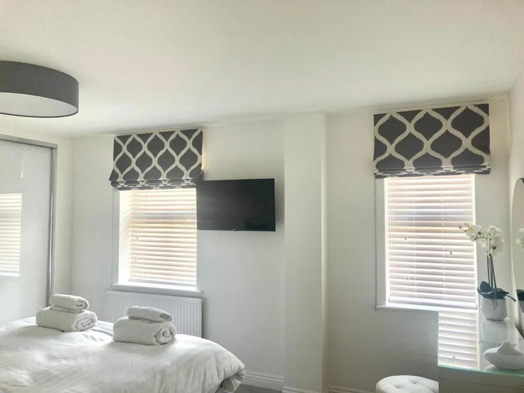 Bedroom, Bed in Penleys Apartment