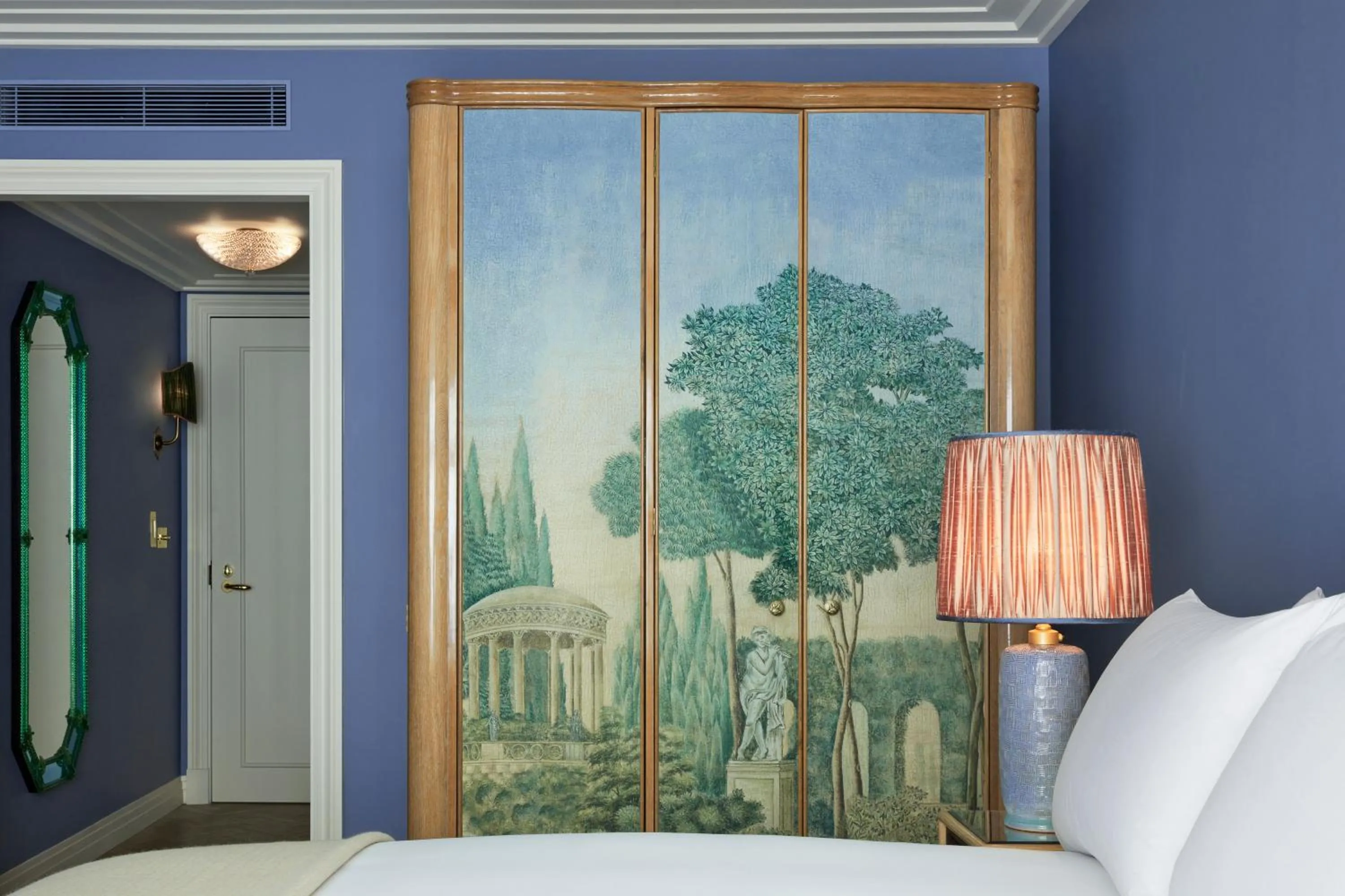 Bedroom in Broadwick Soho