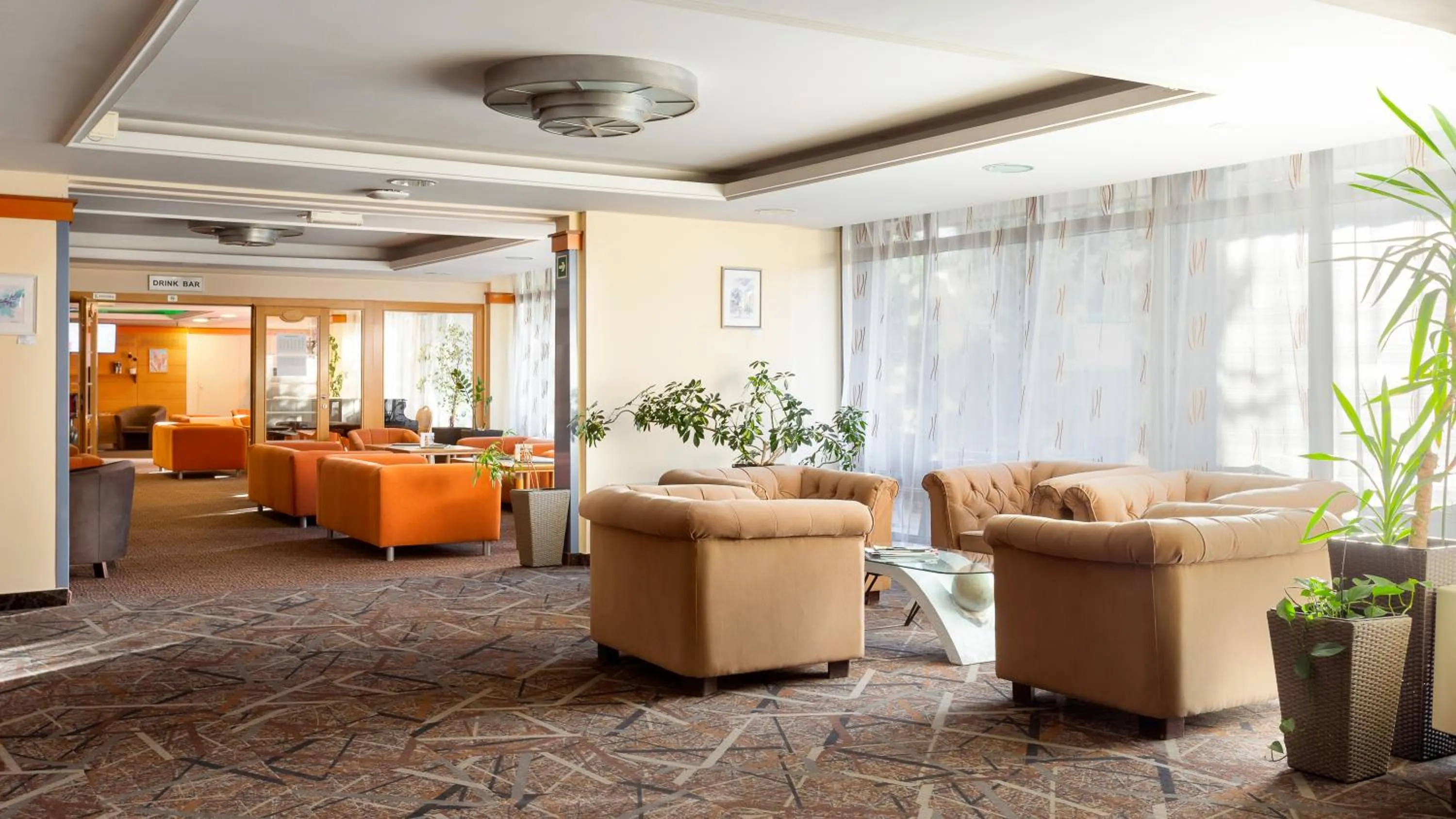 Property building in Hotel Eger & Park