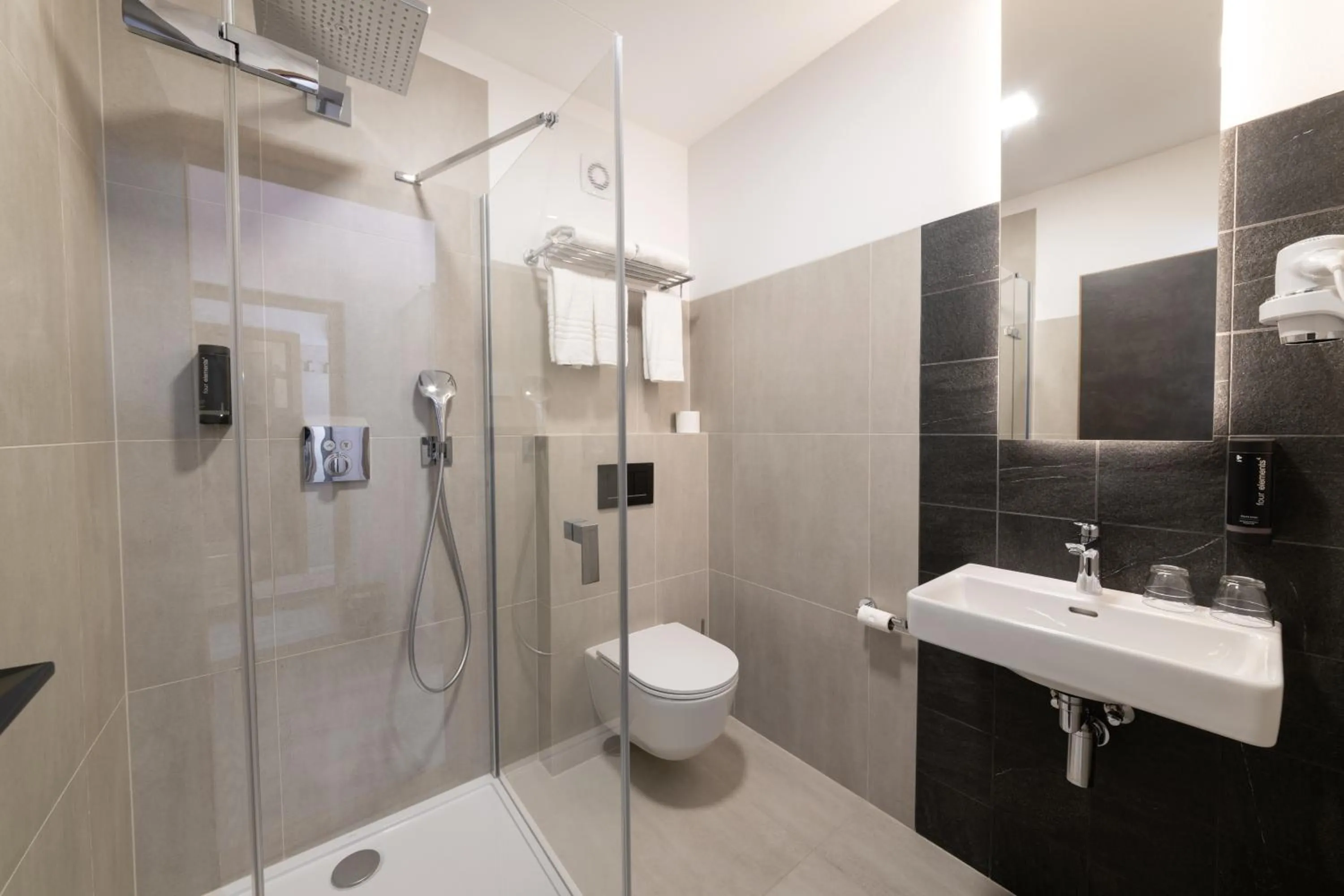Shower in Penzion Austis