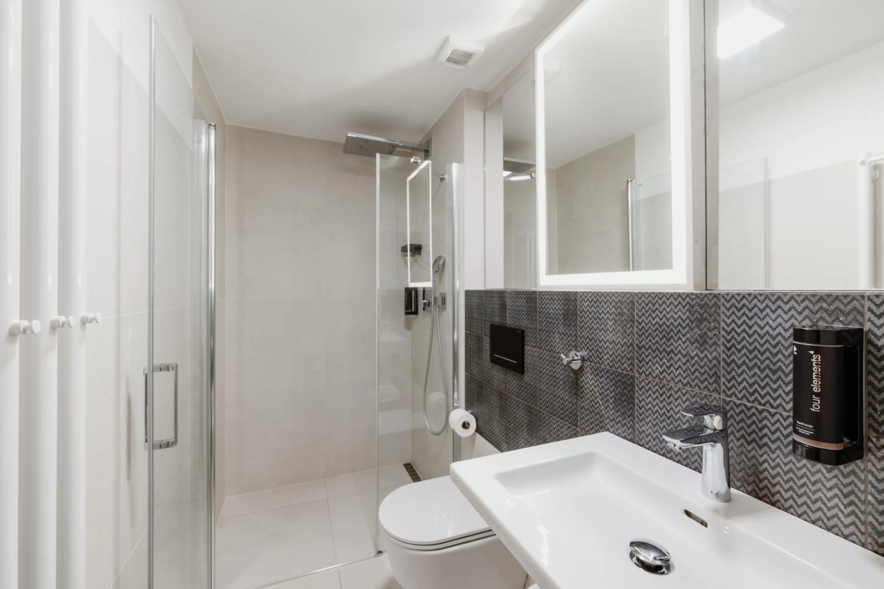 Shower in Penzion Austis