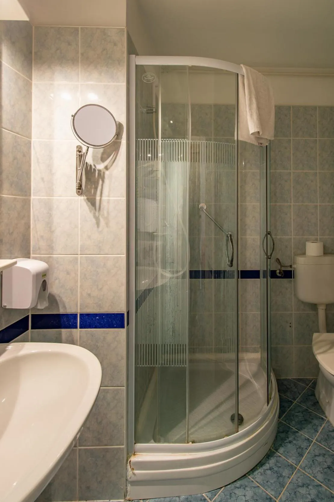 Bathroom in Hotel Fit Hévíz