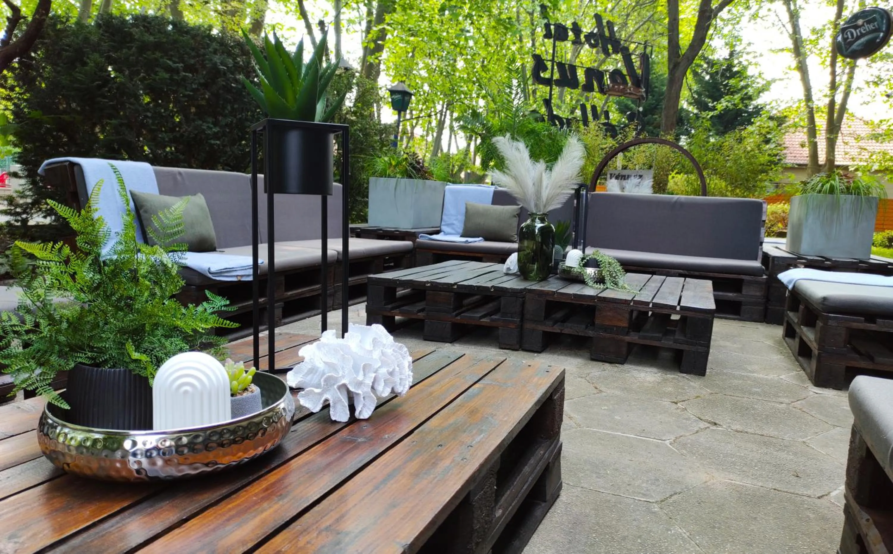 Property building in Vénusz Hotel