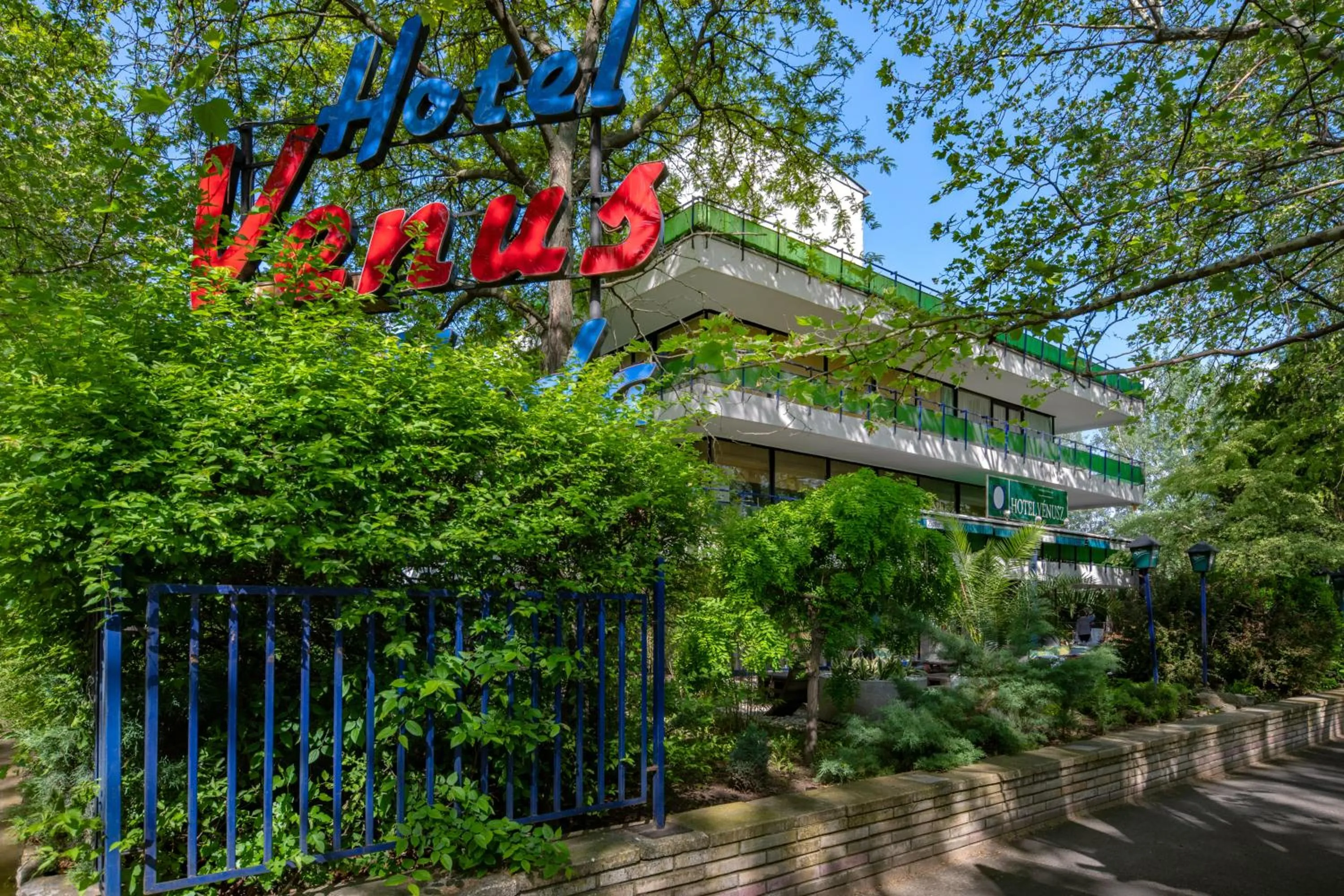 Property building in Vénusz Hotel