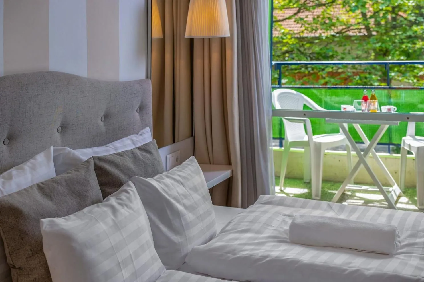 Bed in Vénusz Hotel