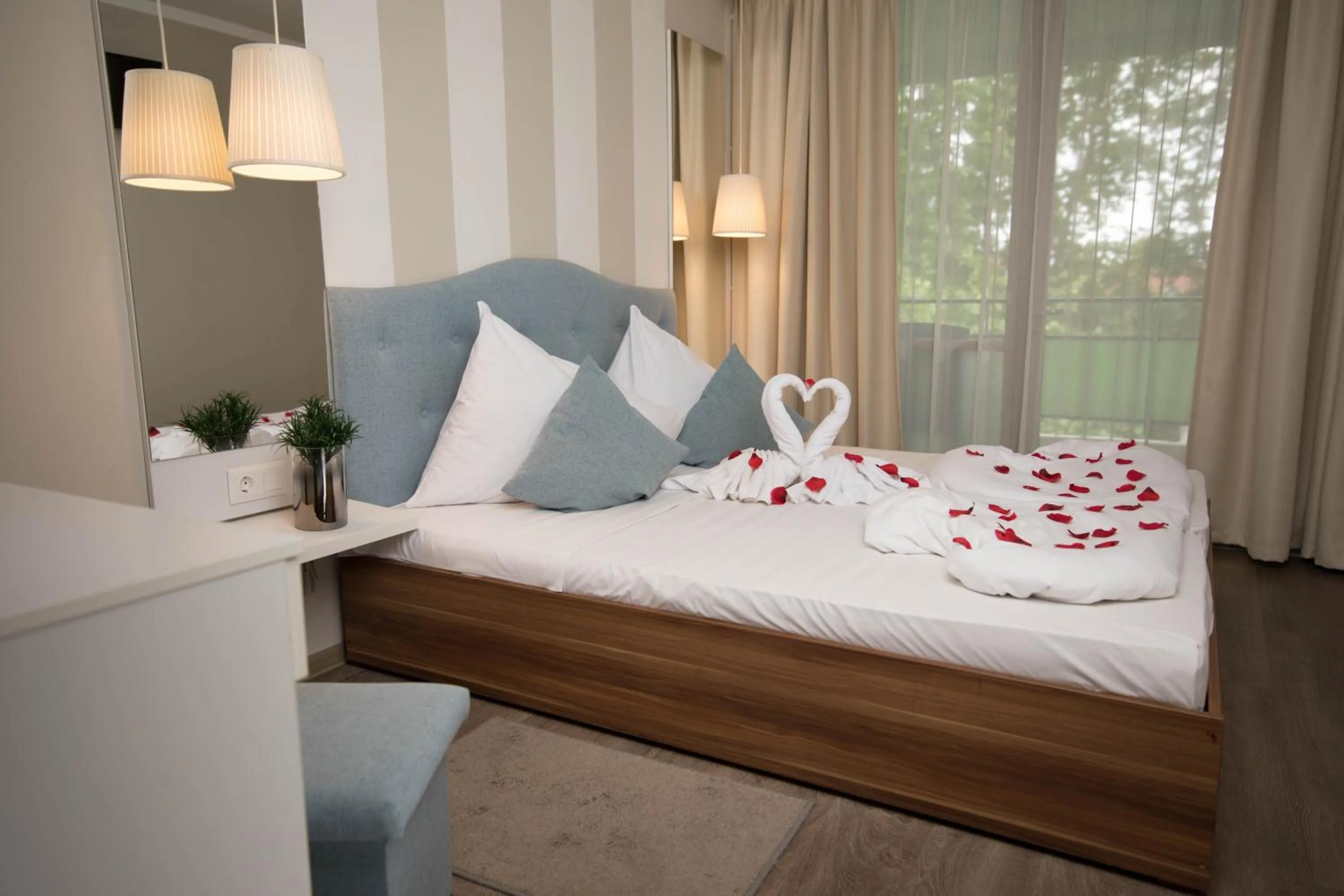 Photo of the whole room, Bed in Vénusz Hotel