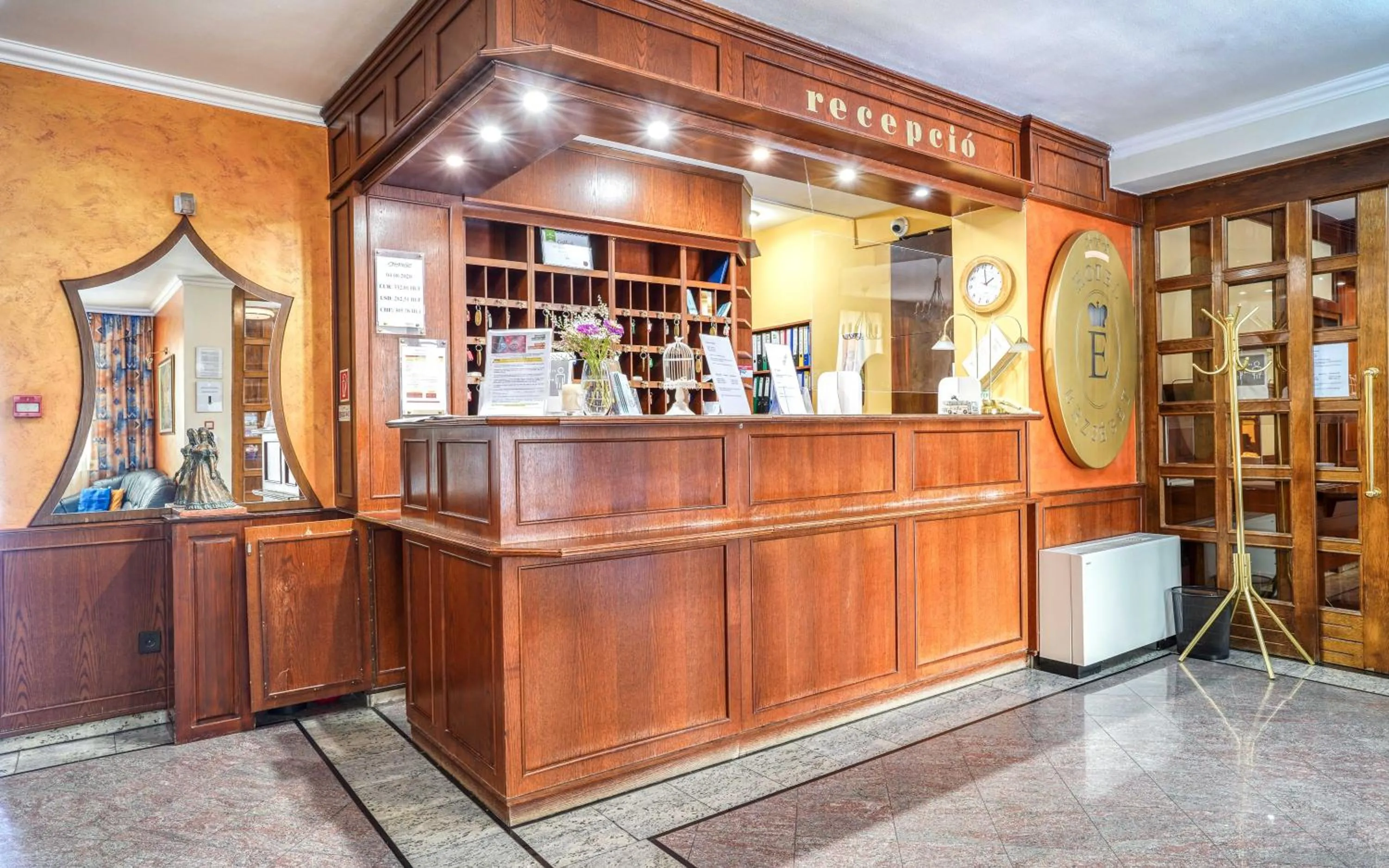 Lobby or reception in Hotel Erzsébet