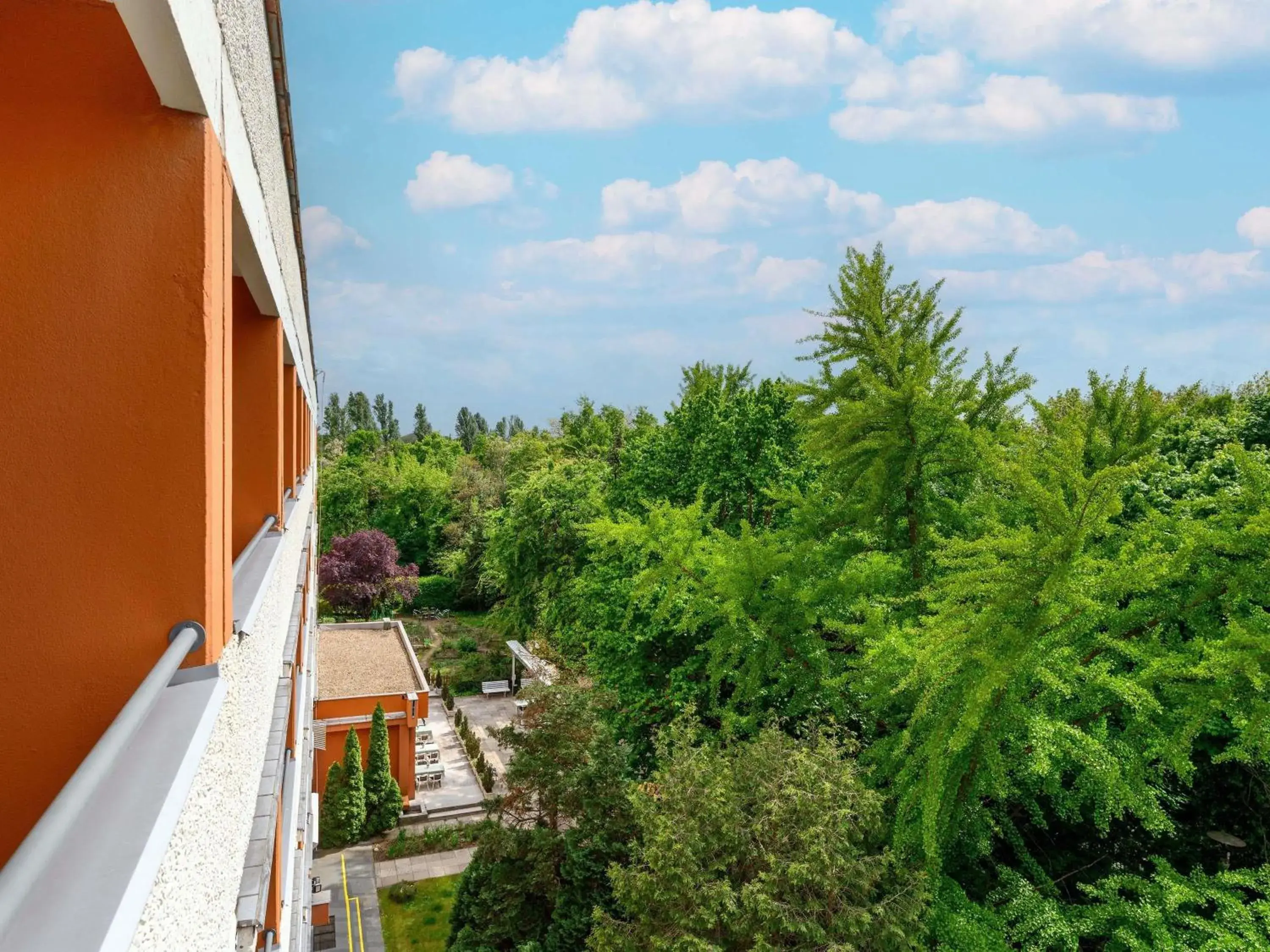 Property building in Ibis Budapest Citysouth Property building in Ibis Budapest Citysouth