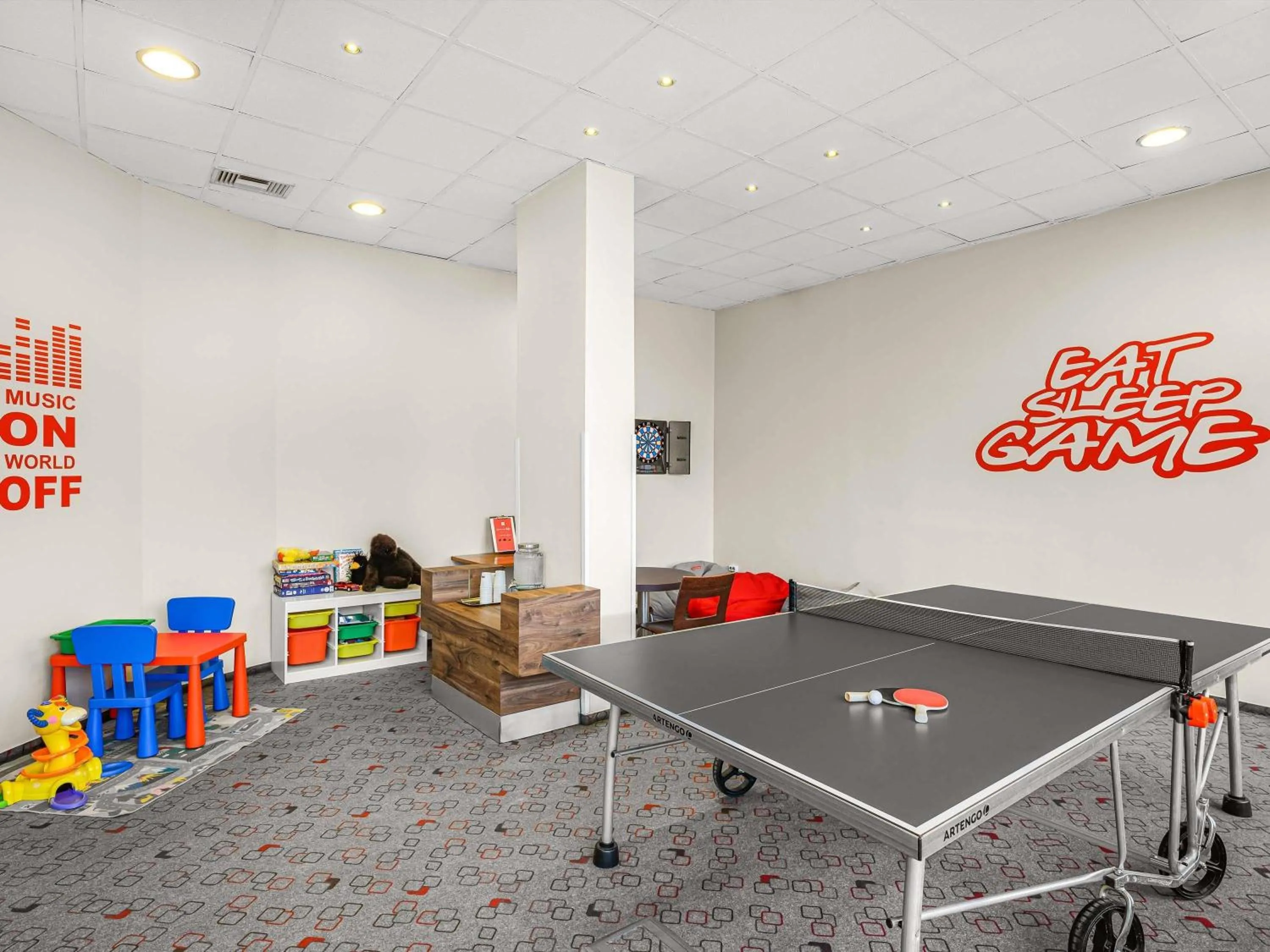 Property building in Ibis Budapest Citysouth