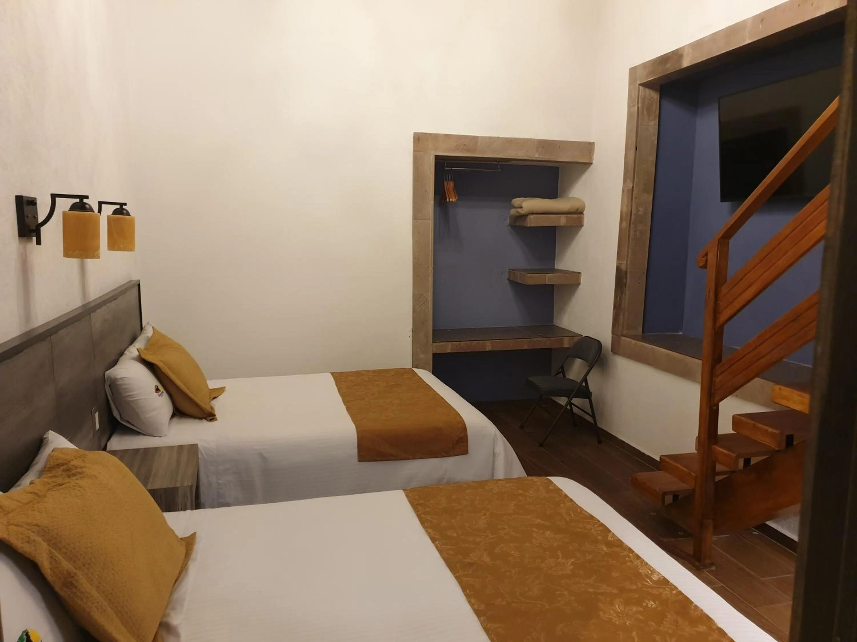 Photo of the whole room, Bed in Hotel Don Carlos