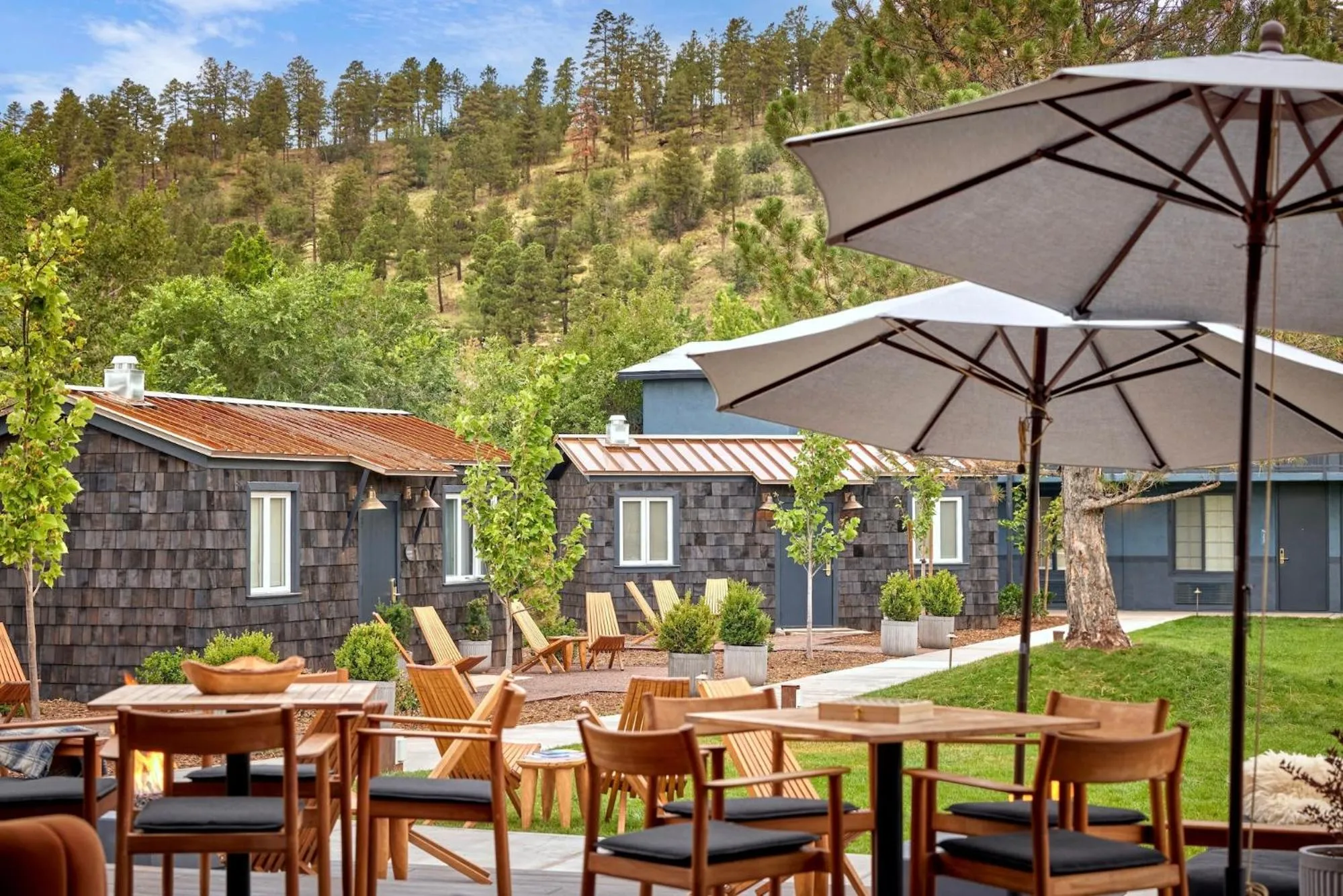 Property building in High Country Motor Lodge - Near NAU and Downtown