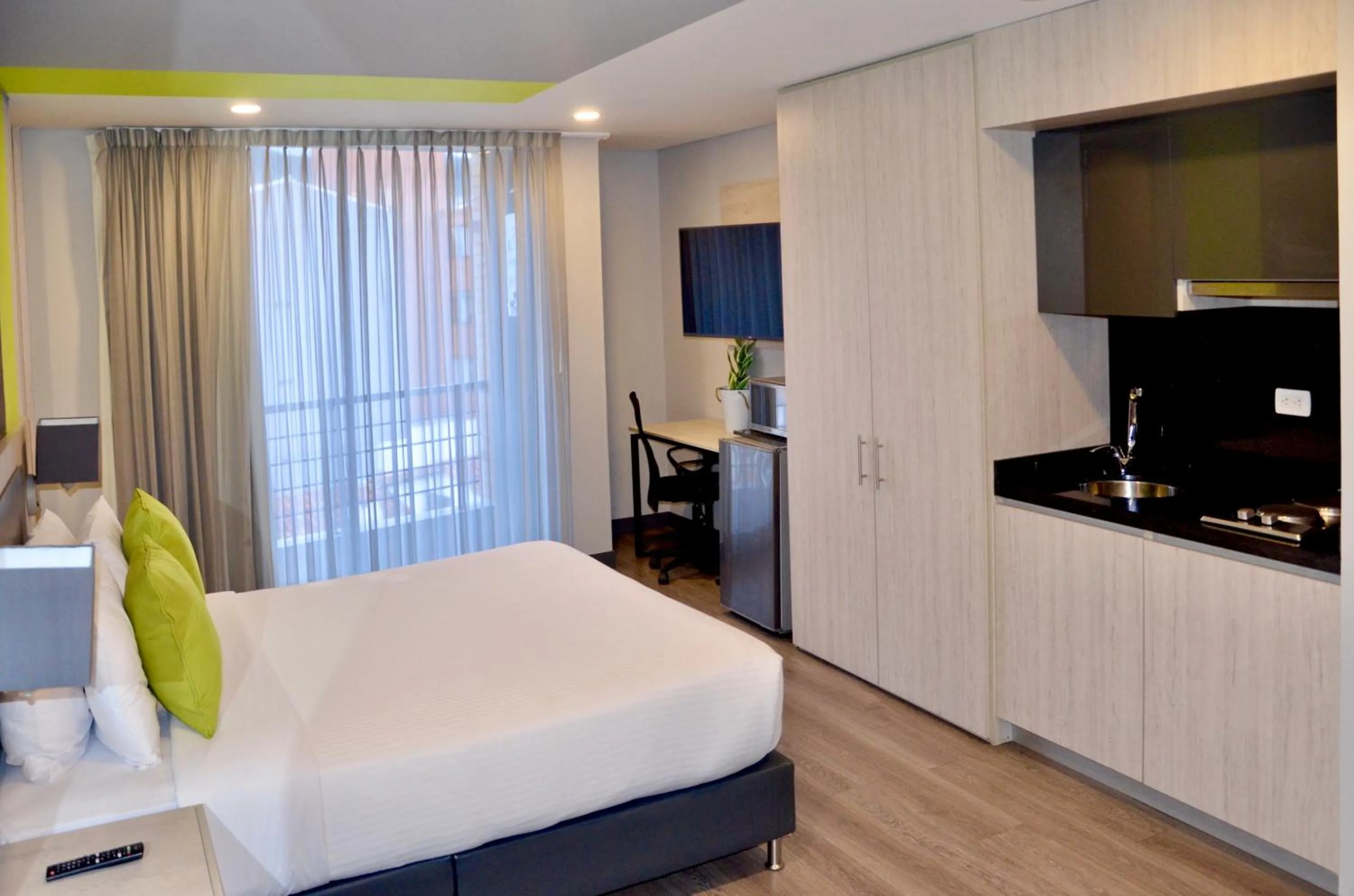 Photo of the whole room in Suites Home 118 By SHG