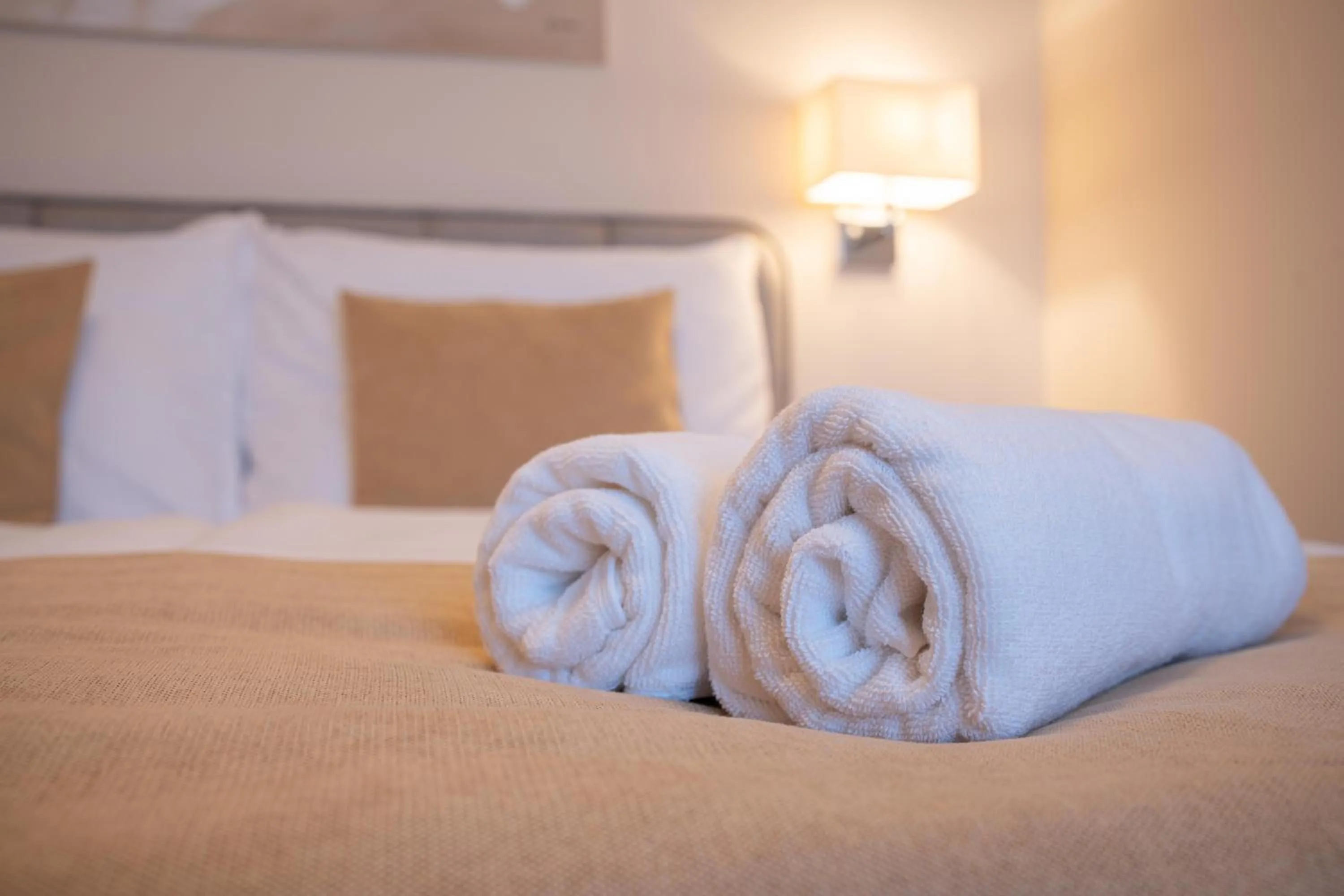 Bedroom, Bed in Kikelet Club Hotel