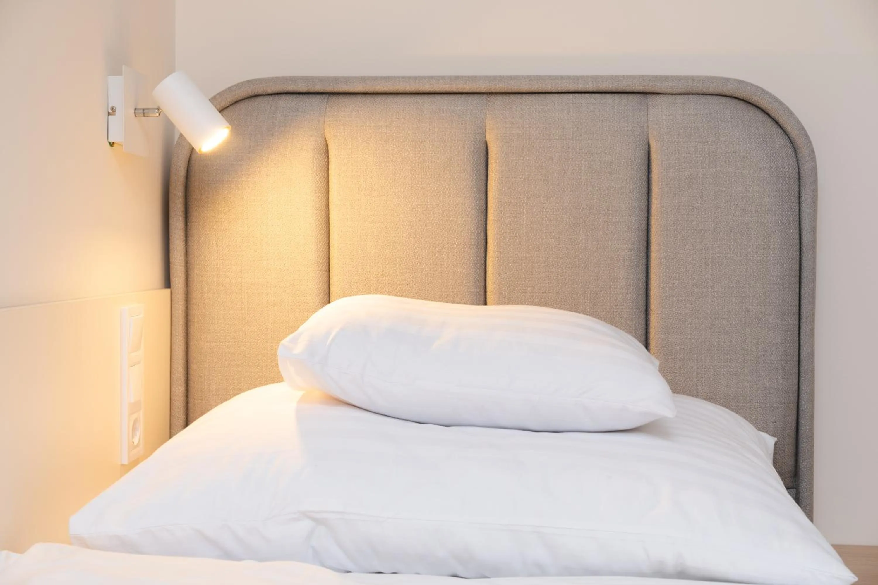 Bedroom, Bed in Kikelet Club Hotel