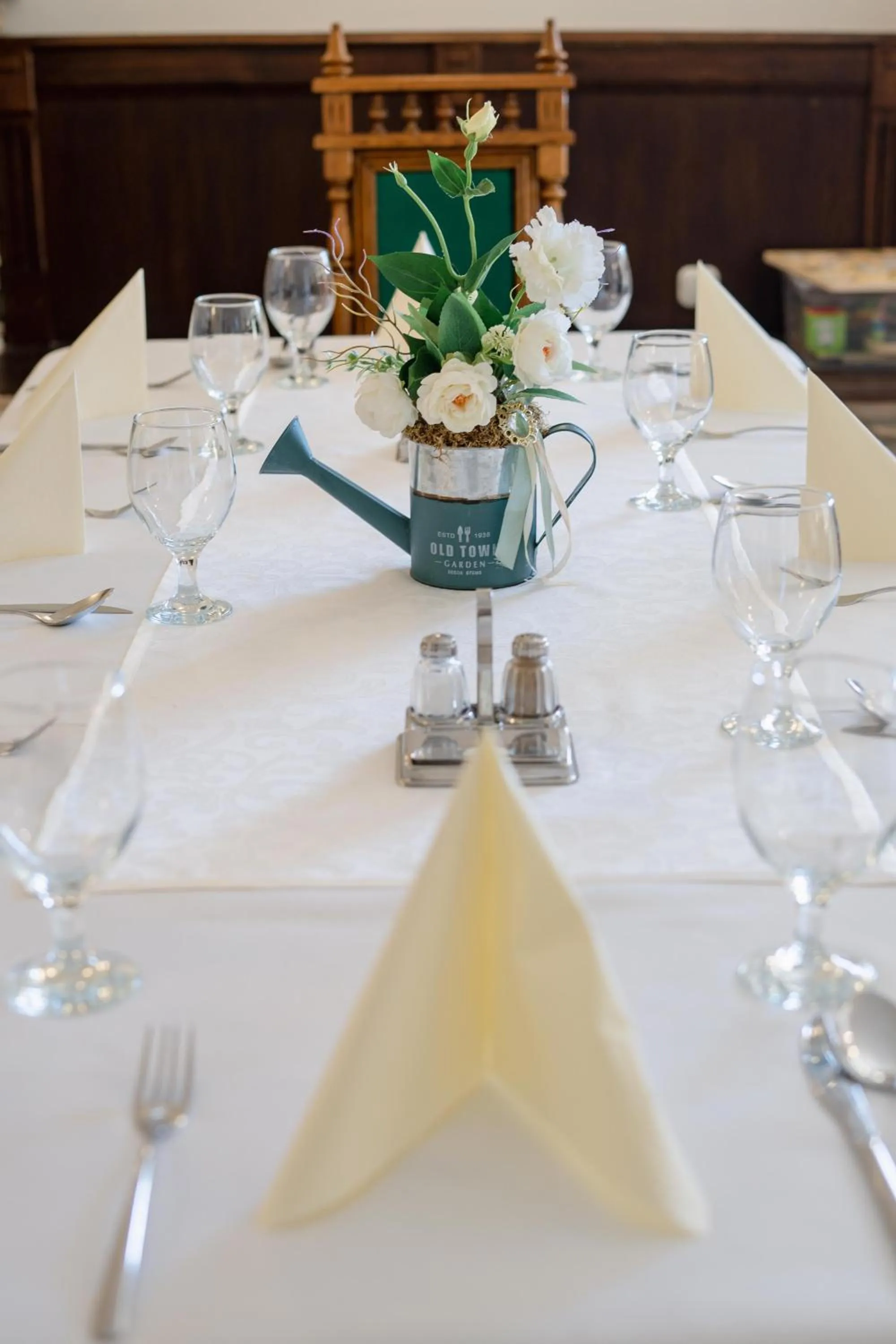 Restaurant/places to eat in Kikelet Club Hotel