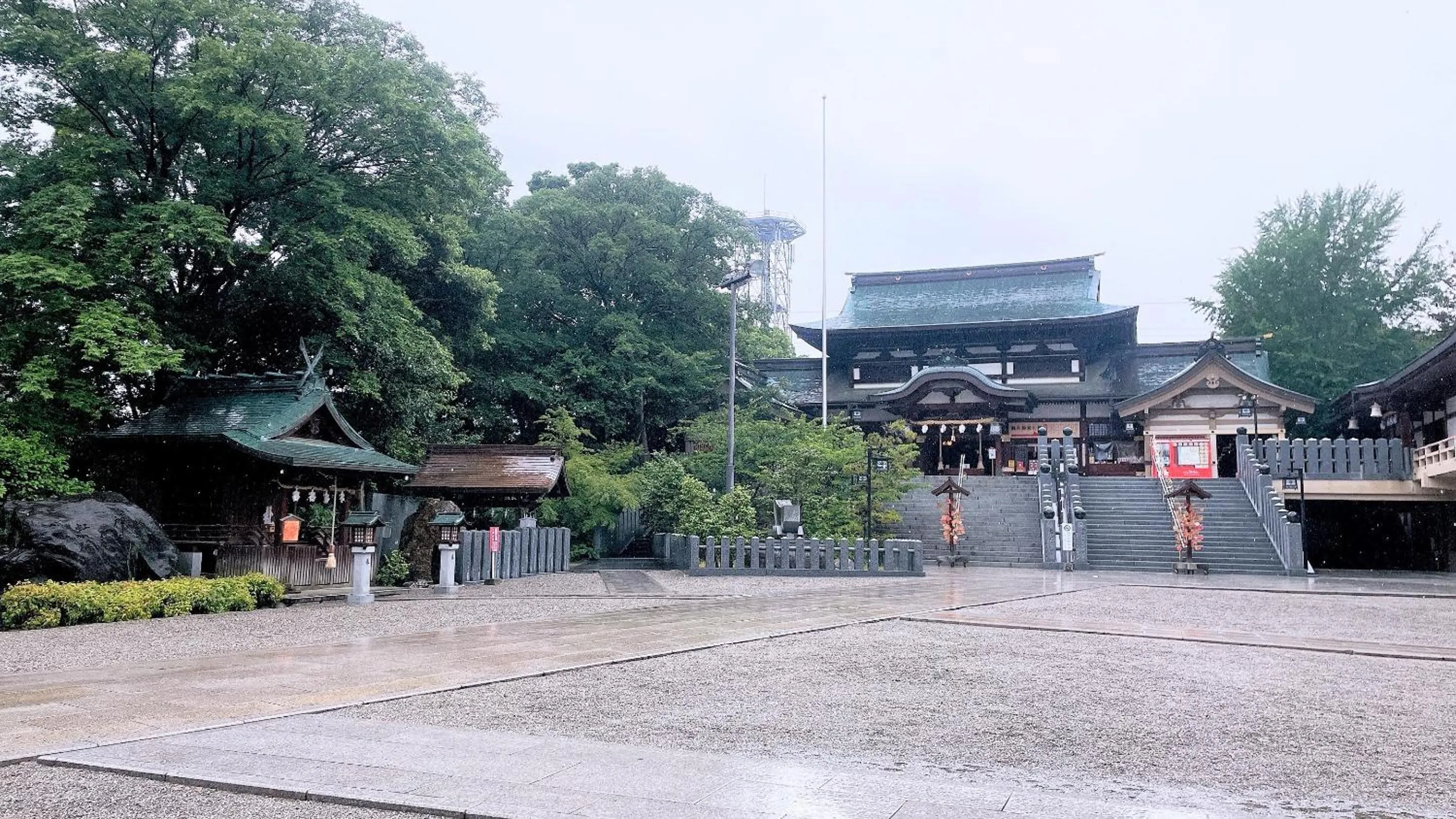 Nearby landmark in REF Matsuyama City Station by VESSEL HOTELS