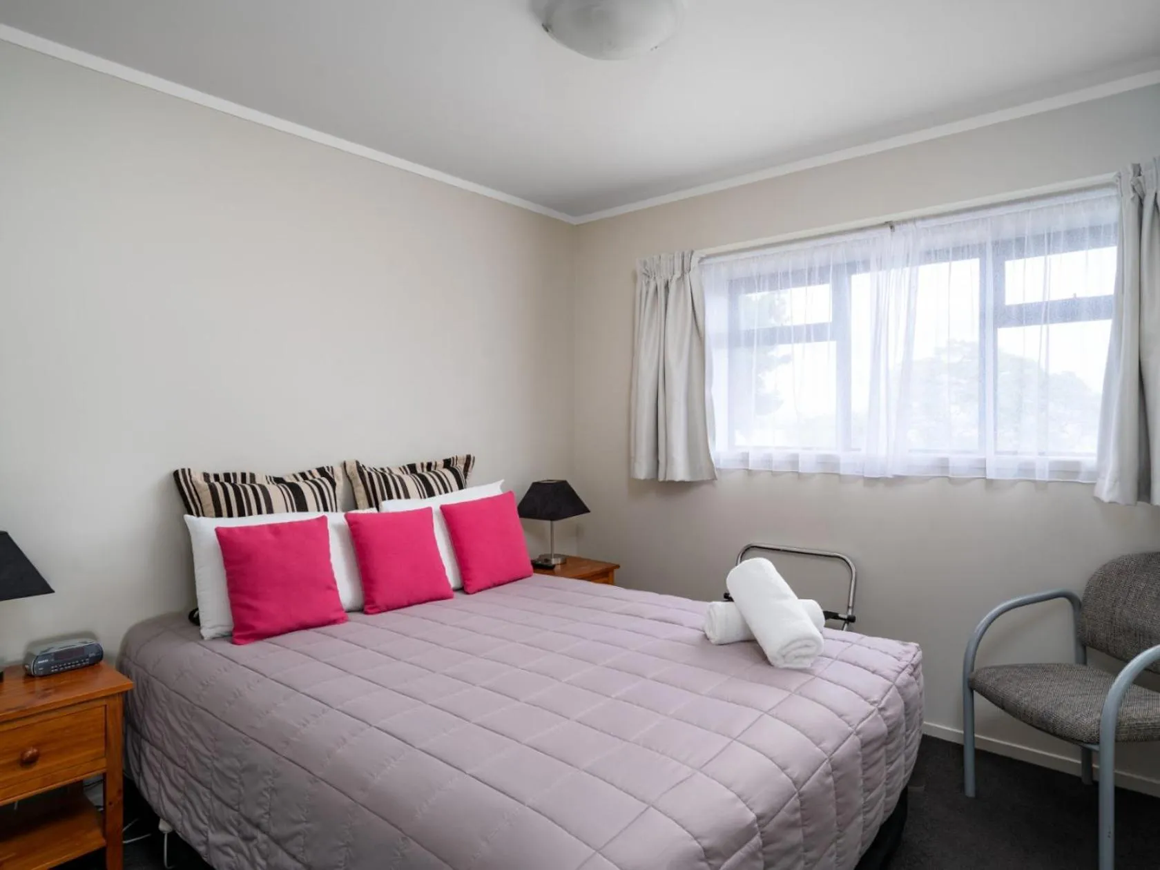 Bedroom, Bed in Ika Nui Taupo