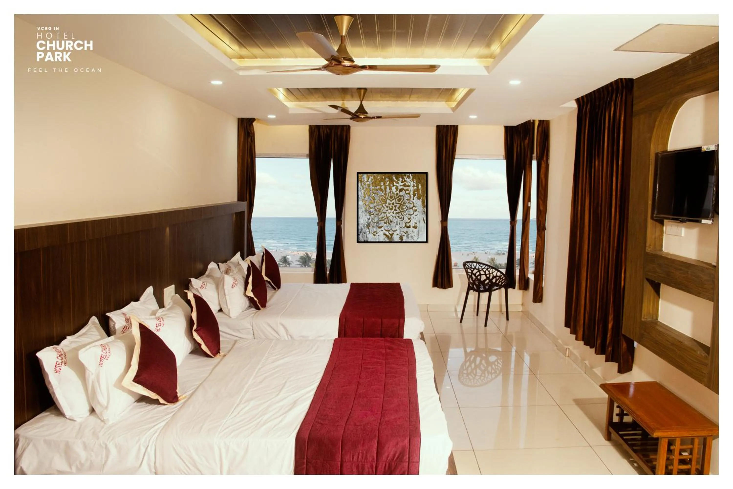 Photo of the whole room, Bed in hotel church park