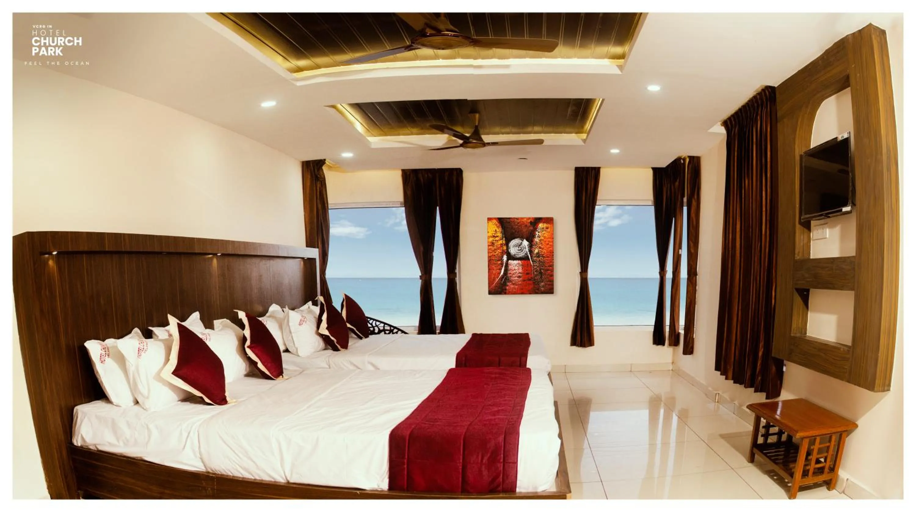 Photo of the whole room, Bed in hotel church park
