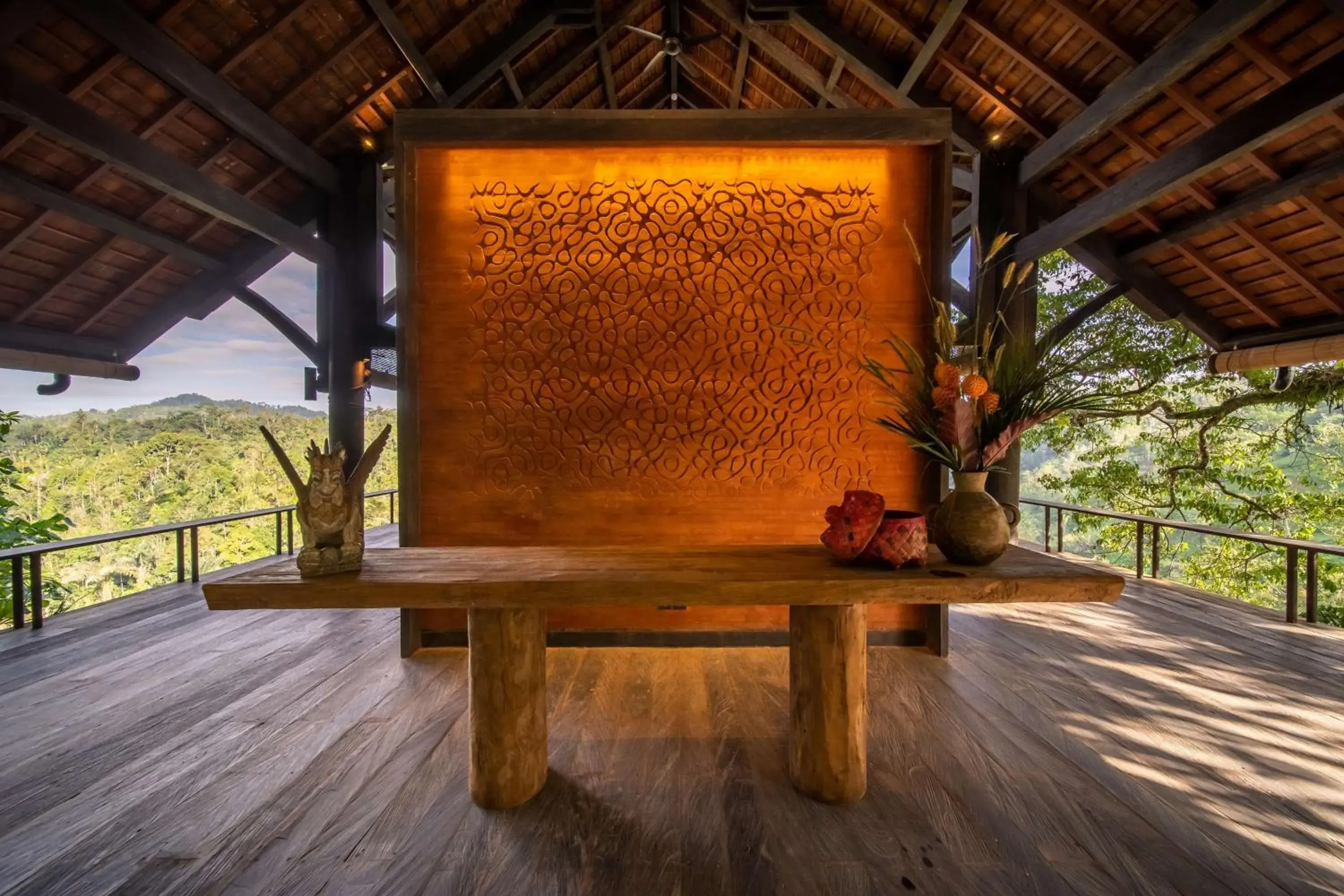 Lobby or reception in Buahan, a Banyan Tree Escape Lobby or reception in Buahan, a Banyan Tree Escape