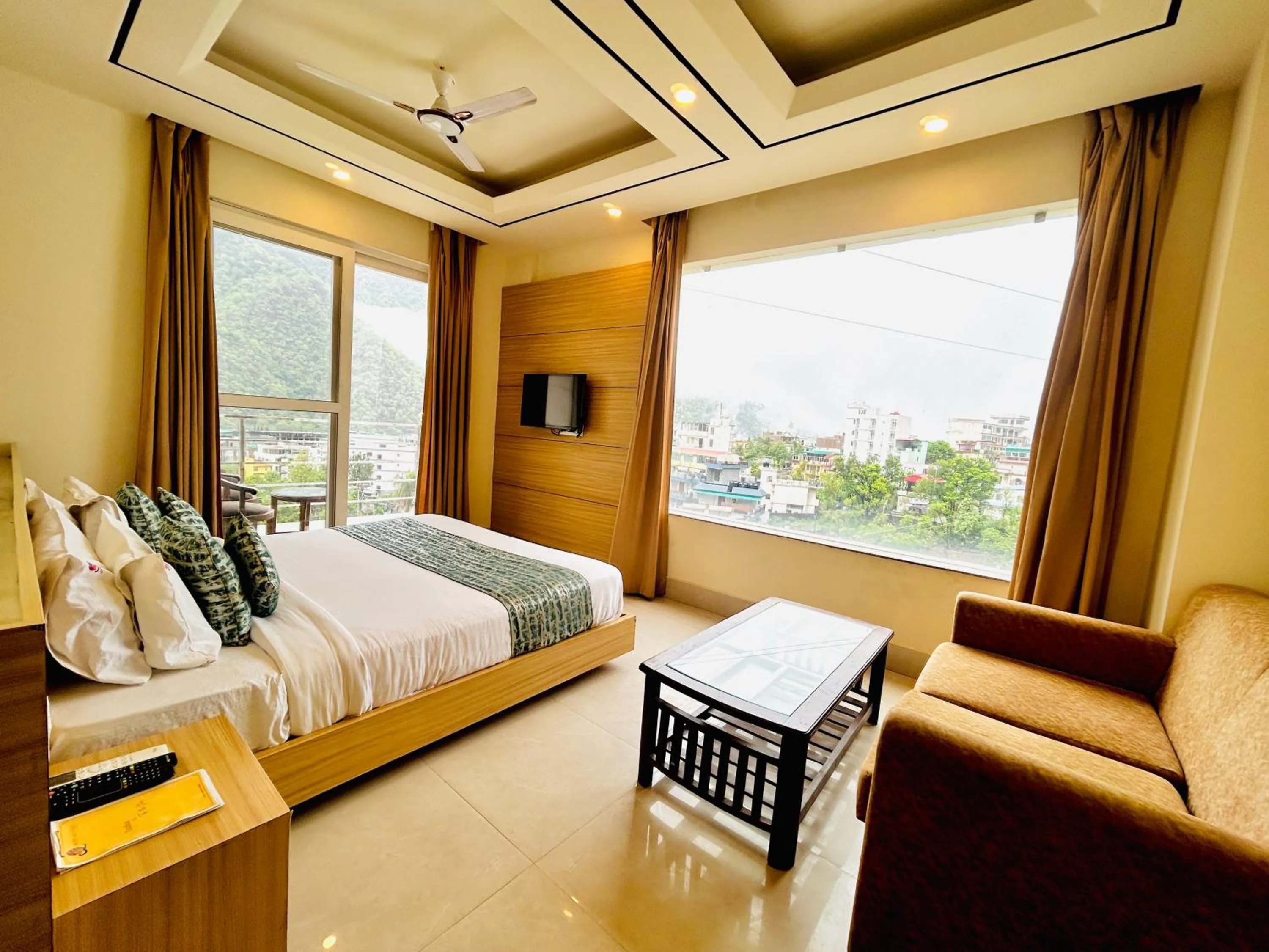 Bed in Hotel Aqua Vibes