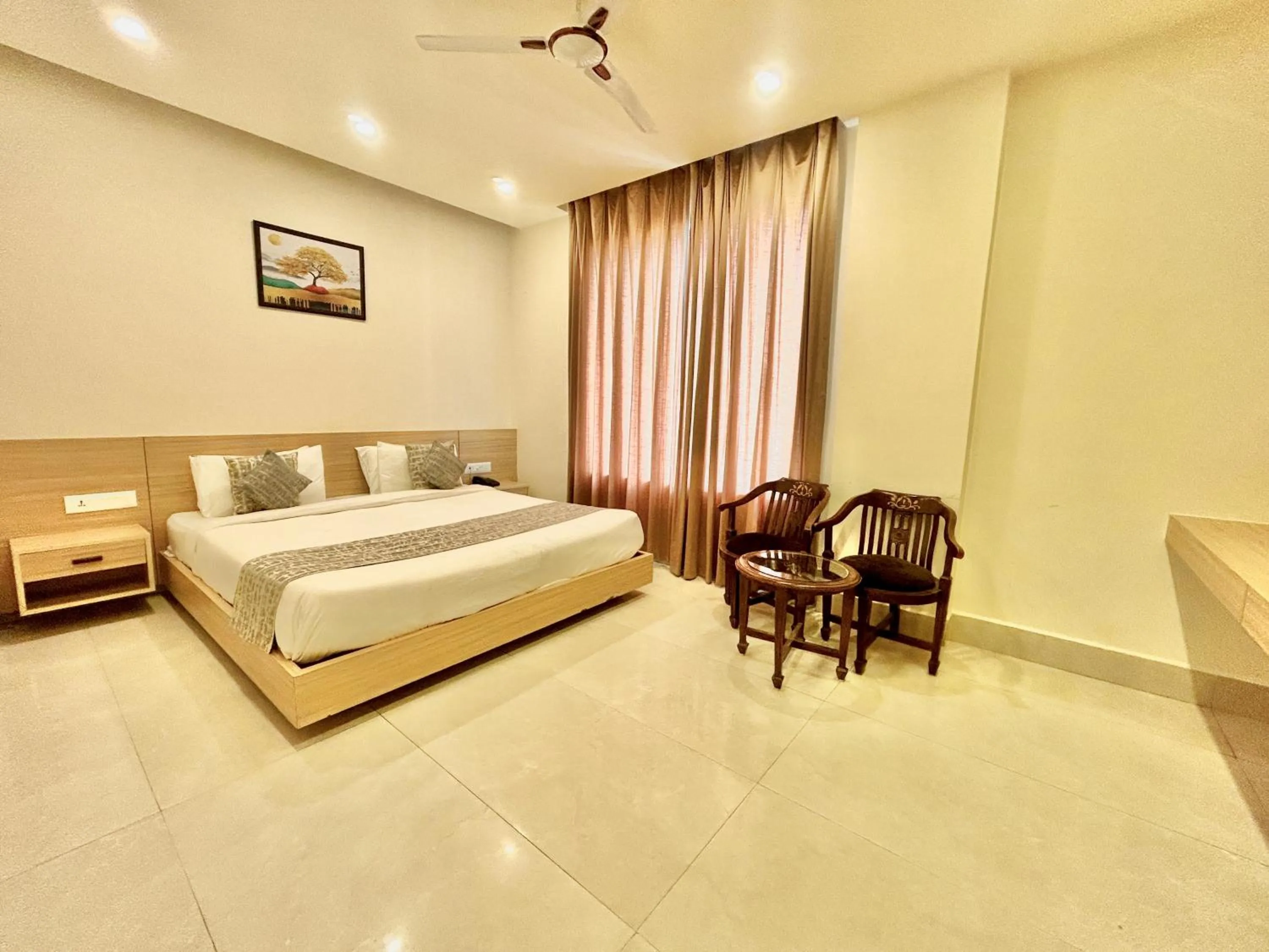 Photo of the whole room in Hotel Aqua Vibes