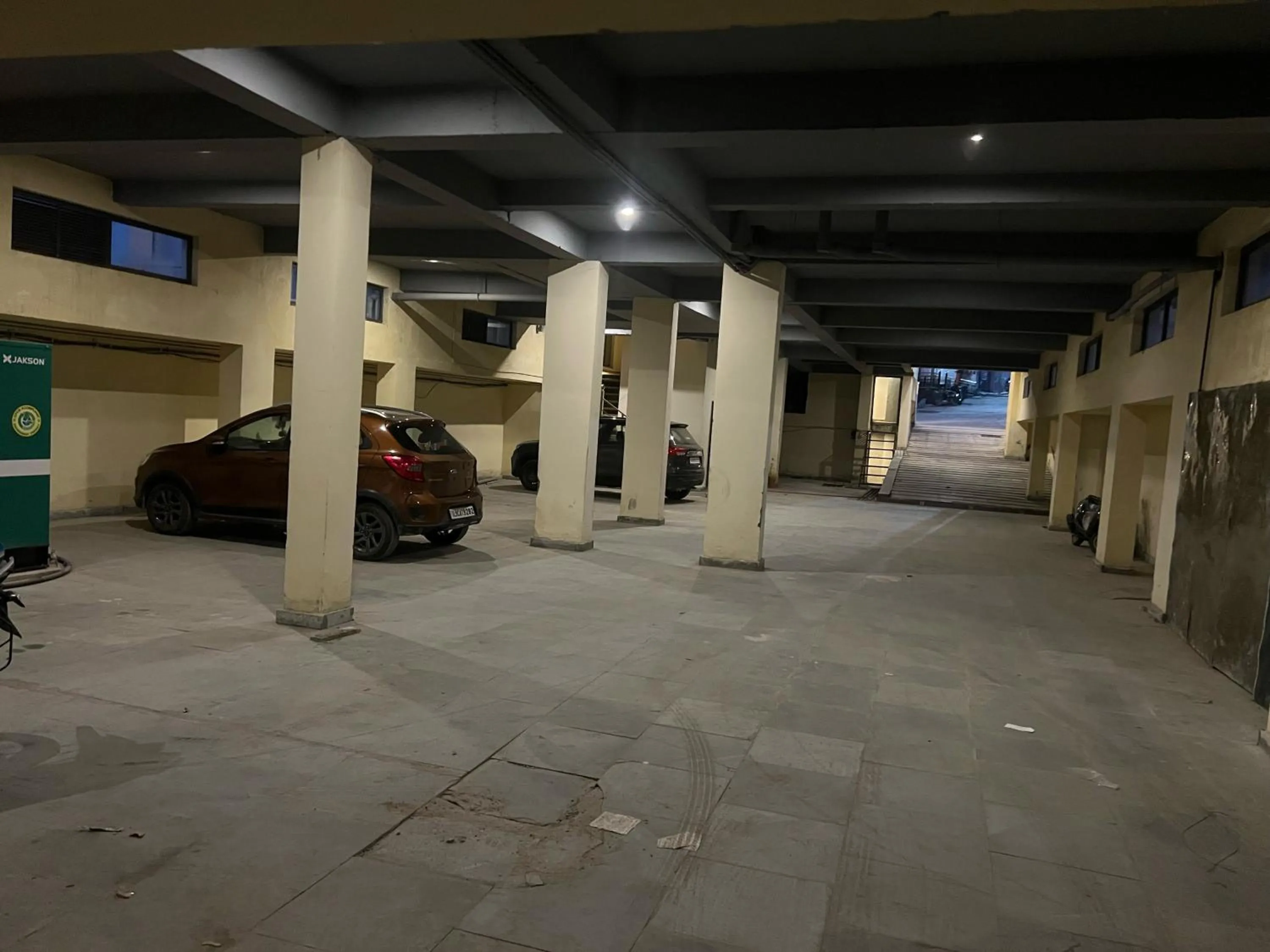 Parking in Hotel Aqua Vibes