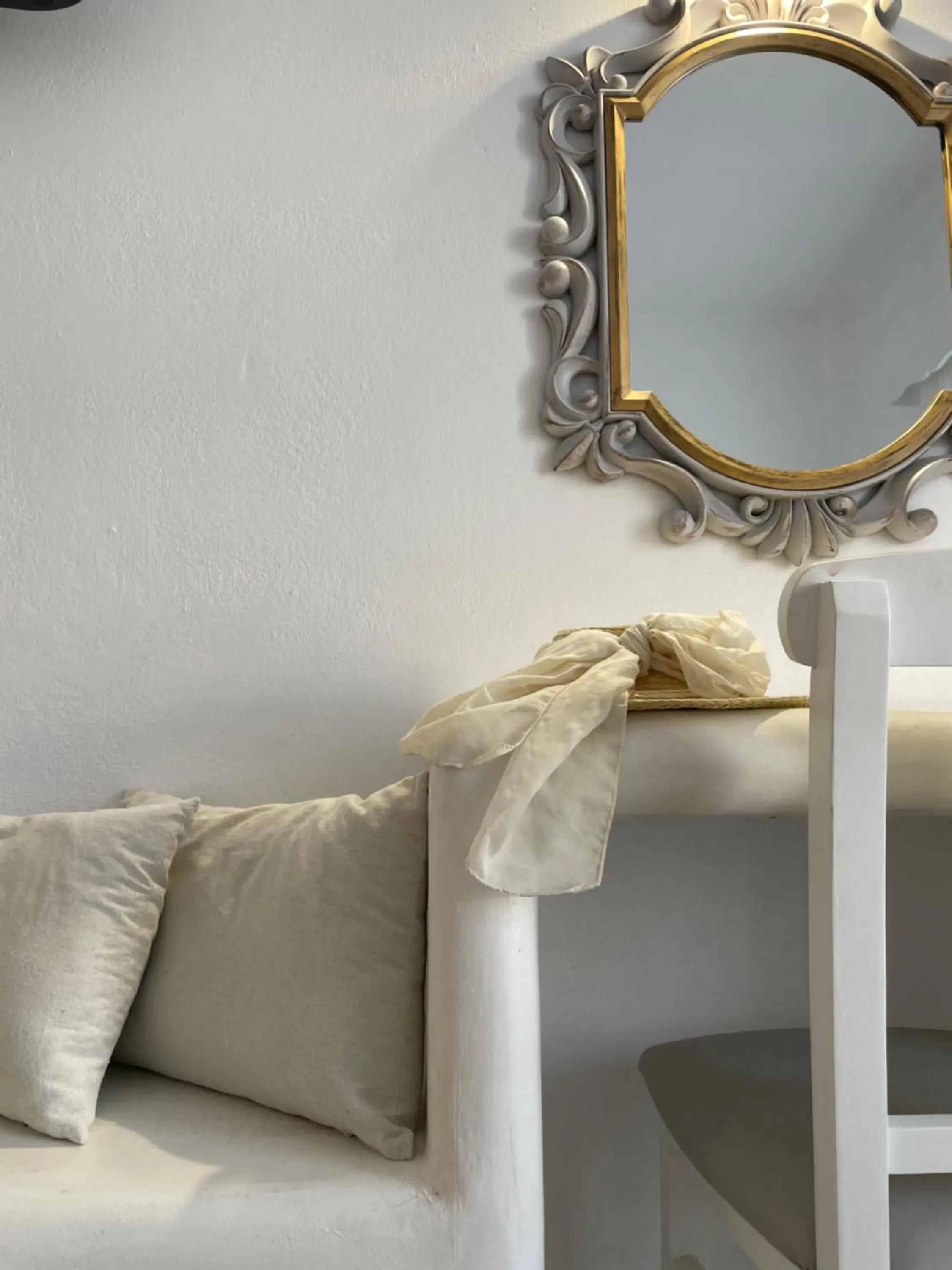 Deluxe Double Room in Villa Maina Deluxe Double Room in Villa Maina