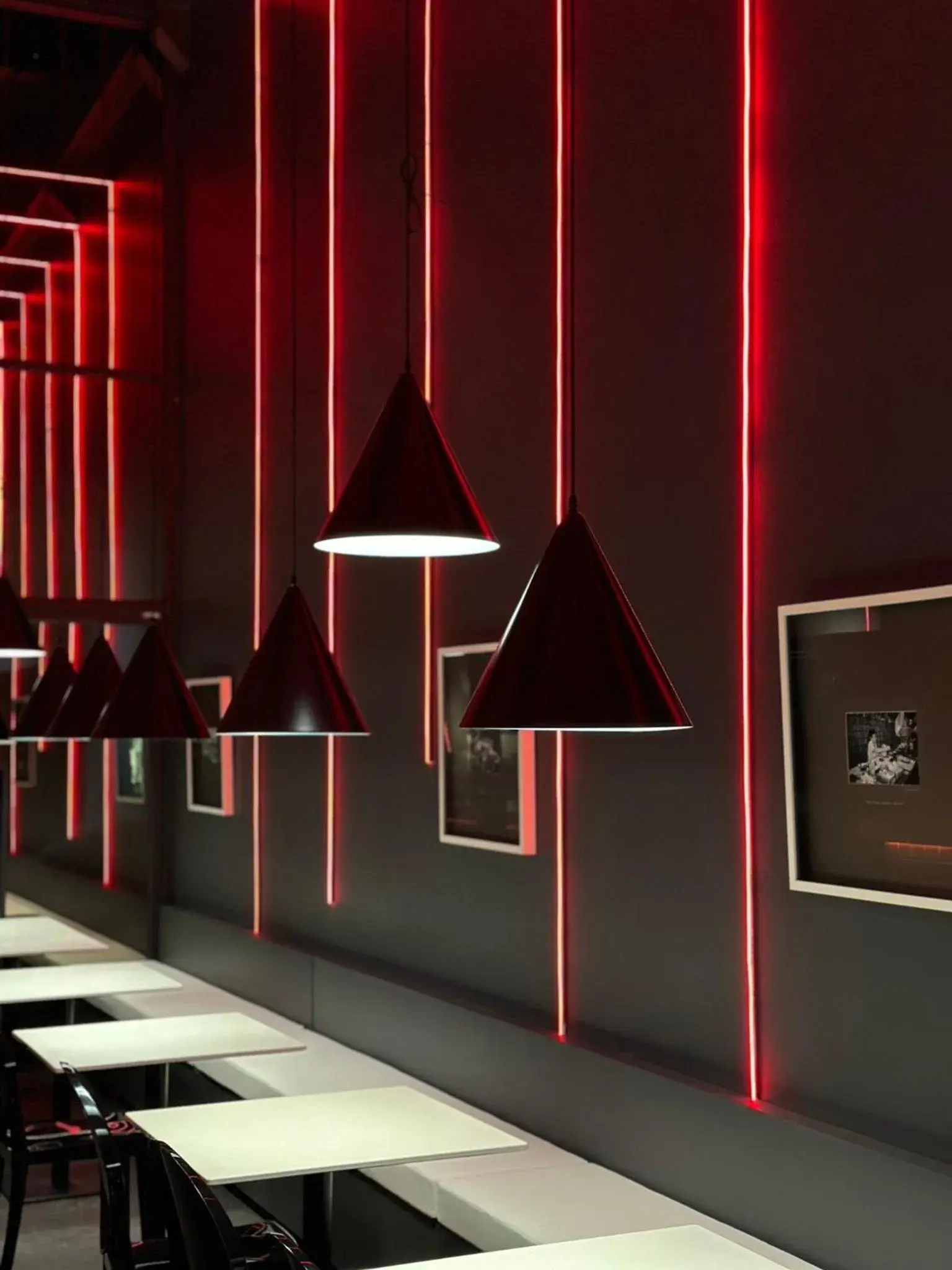 Lounge or bar in Foto Hotel Phuket Beachfront Lounge or bar in Foto Hotel Phuket Beachfront