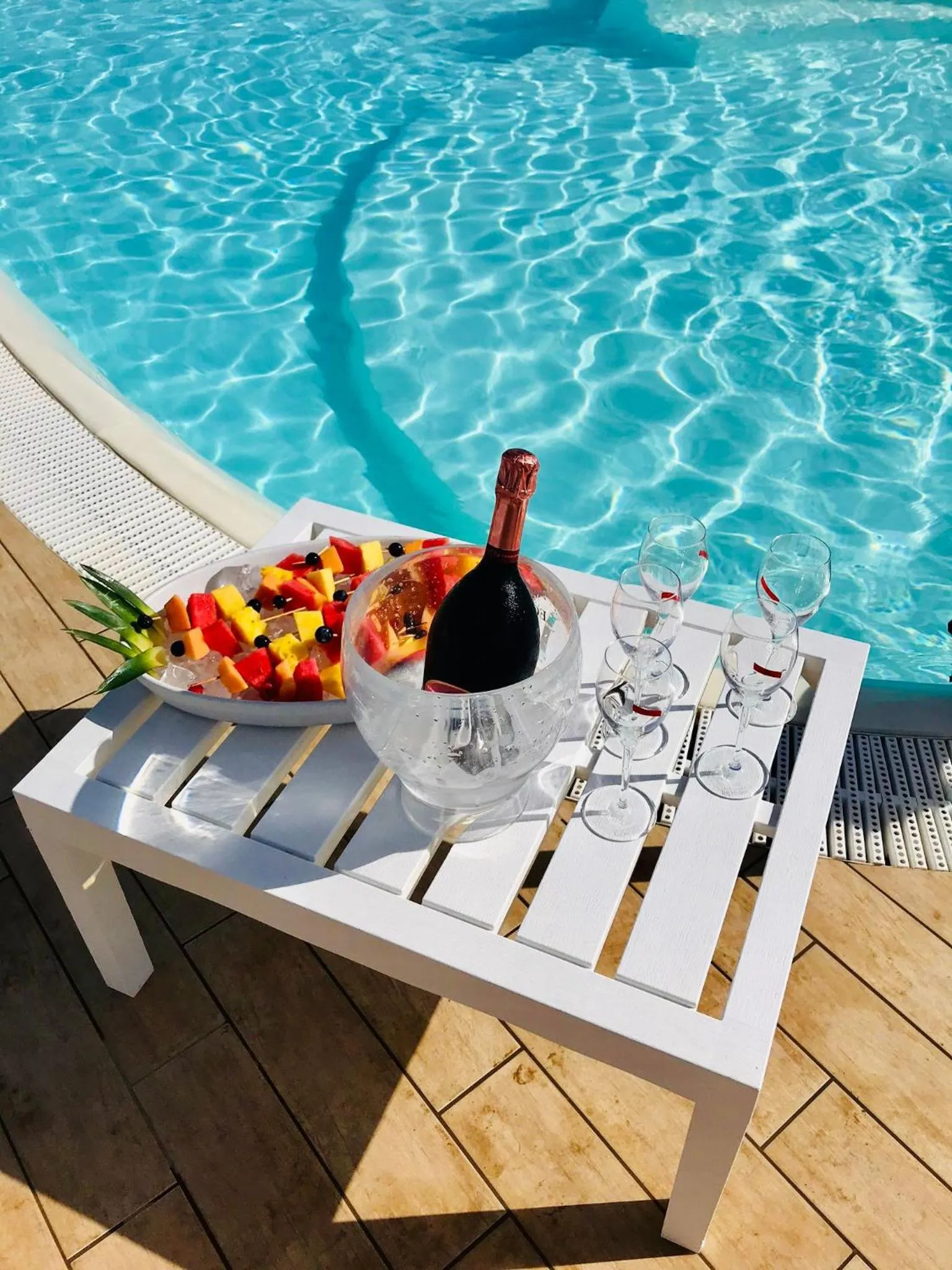 Food and drinks in Blu Hotel